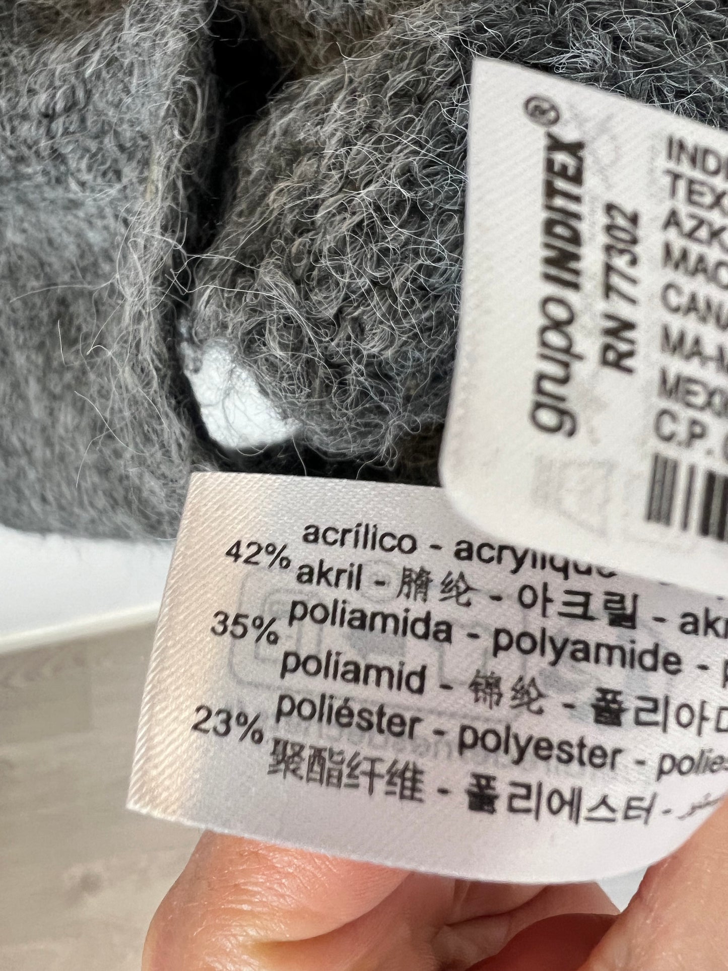 ZARA. Heather gray cardigan with pockets. TM