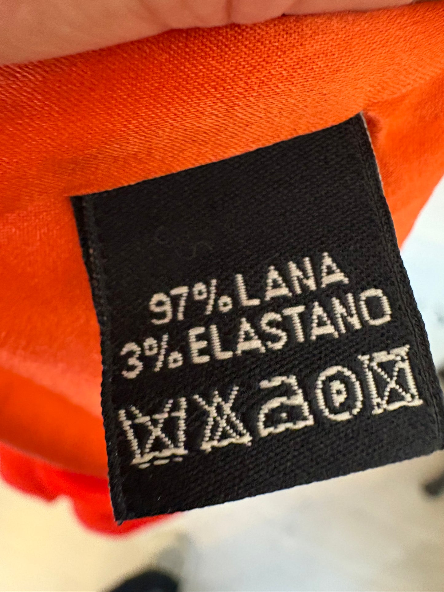 CORTANA. Falda midi asimétrica lana