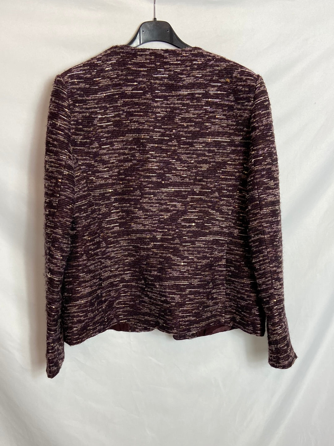 PEDRO DEL HIERRO. Aubergine jacket, thread count 44