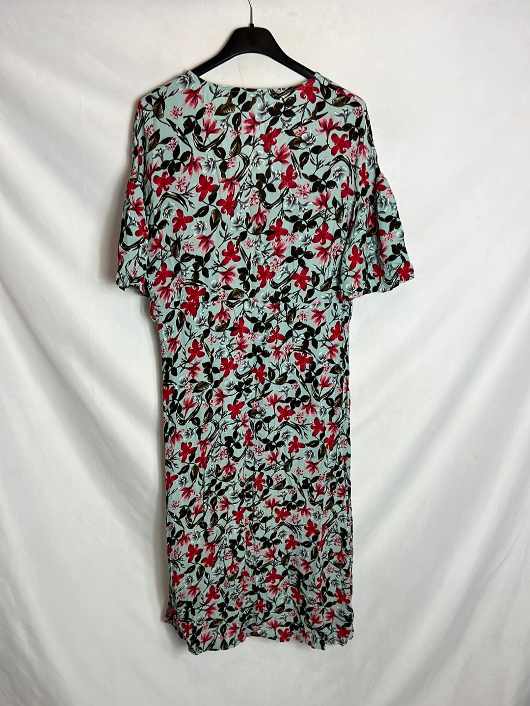 ZARA. Vestido midi flores abotonado. T M