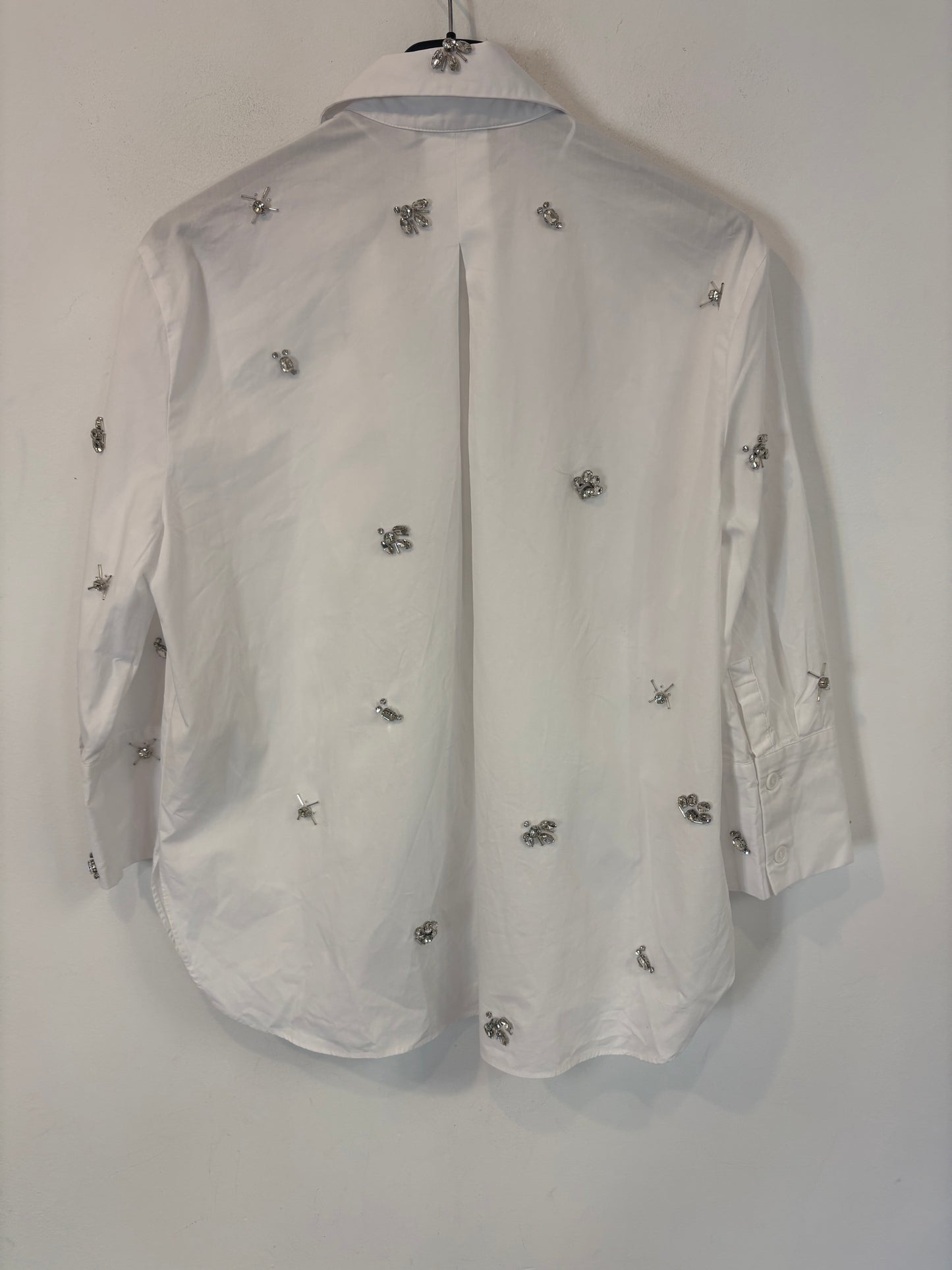 ZARA. White beaded shirt. TS