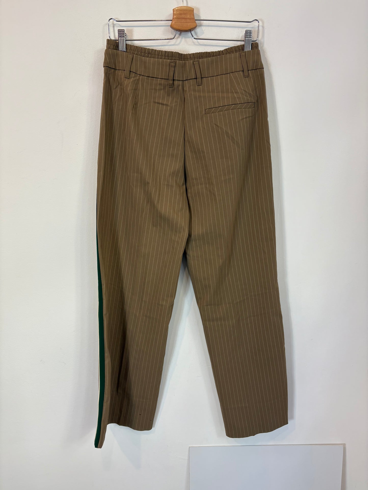 ZARA. Double-waist pleated trousers. TS