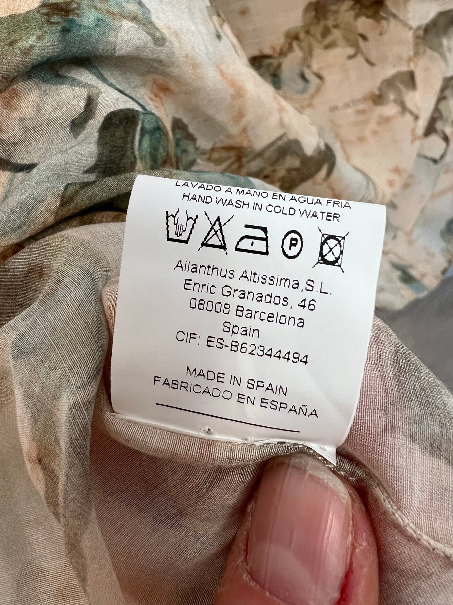 AILANTO. Vestido largo beige estampado T.38