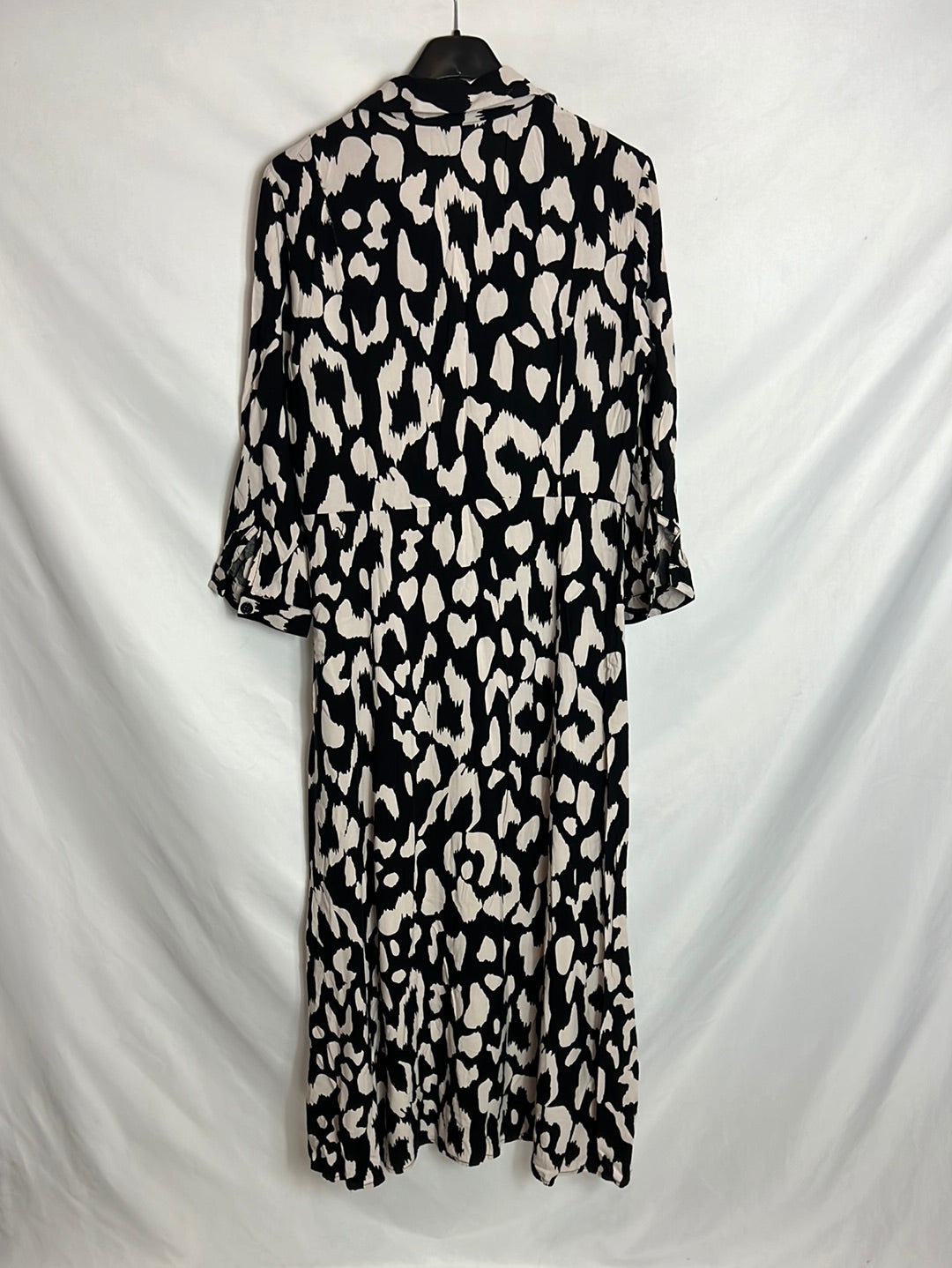 ZARA. Vestido camisero aperturas estampado. T M