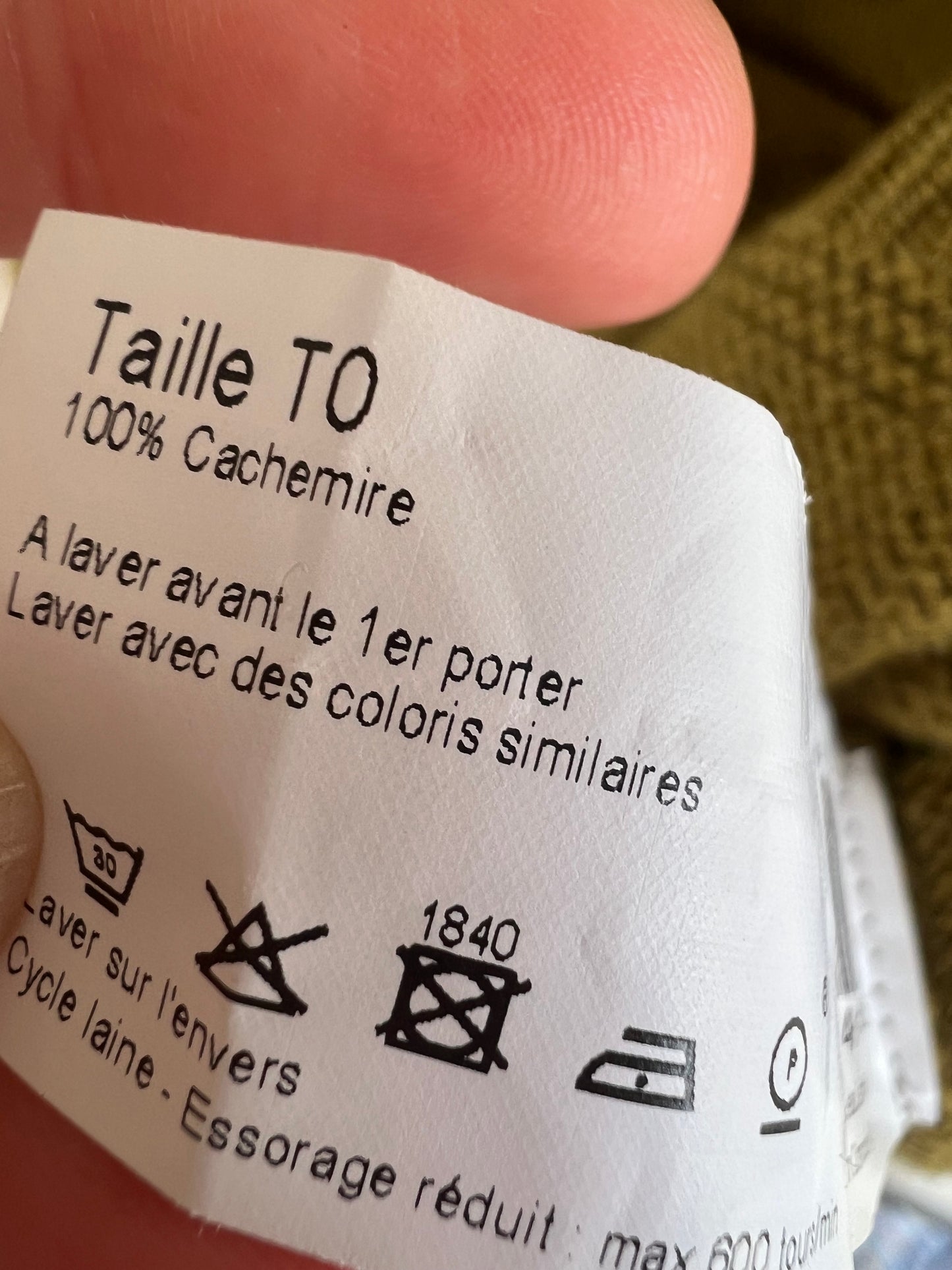 MONOPRIX MAISON. Khaki cashmere sweater. T 0 (xs)