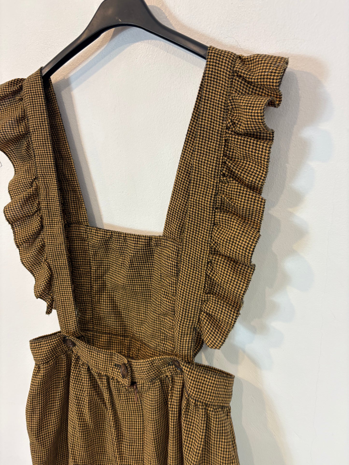 ZARA. Black stretch knit top. TL