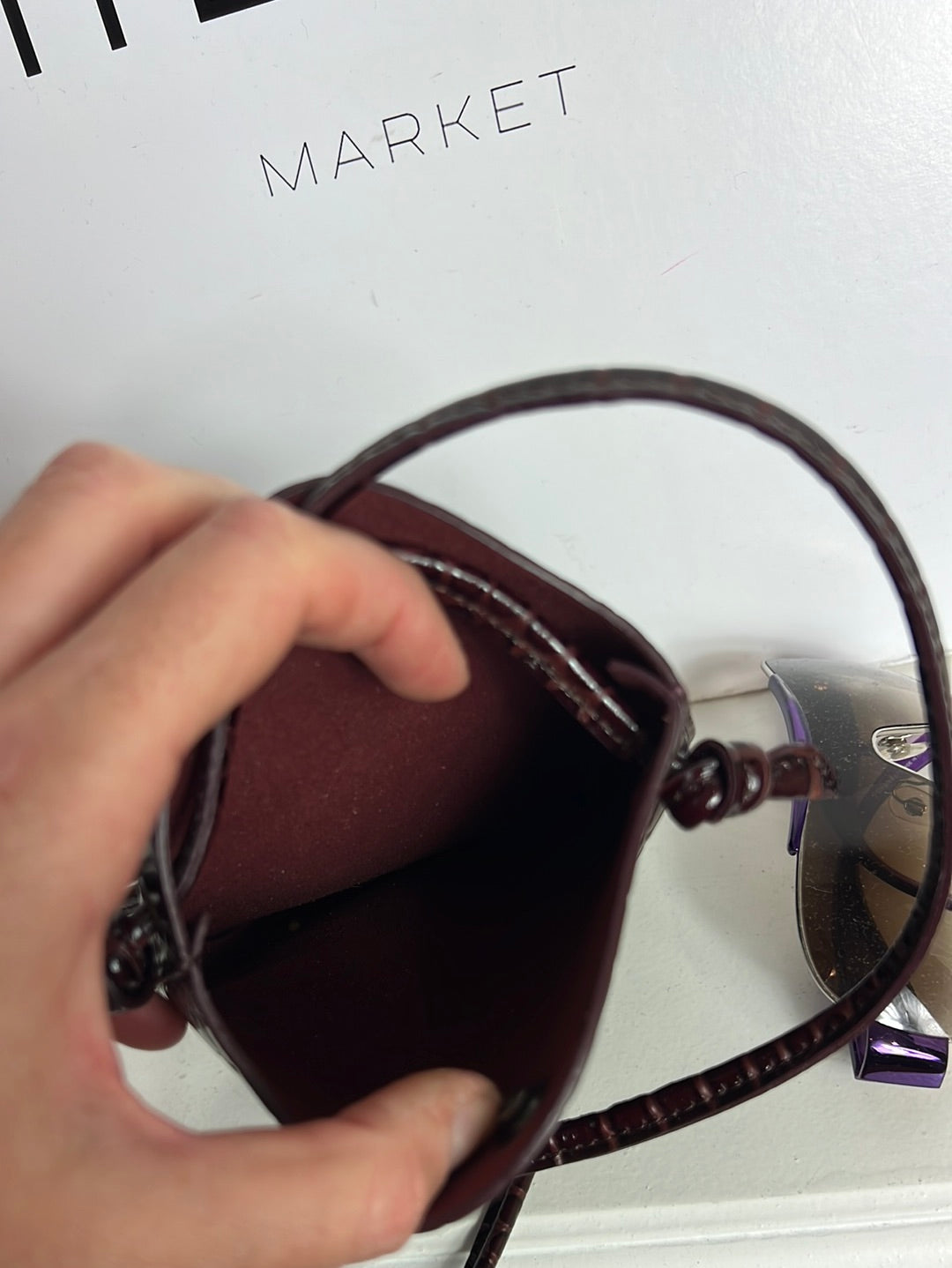 OTRAS. Bolso mini piel troquelada