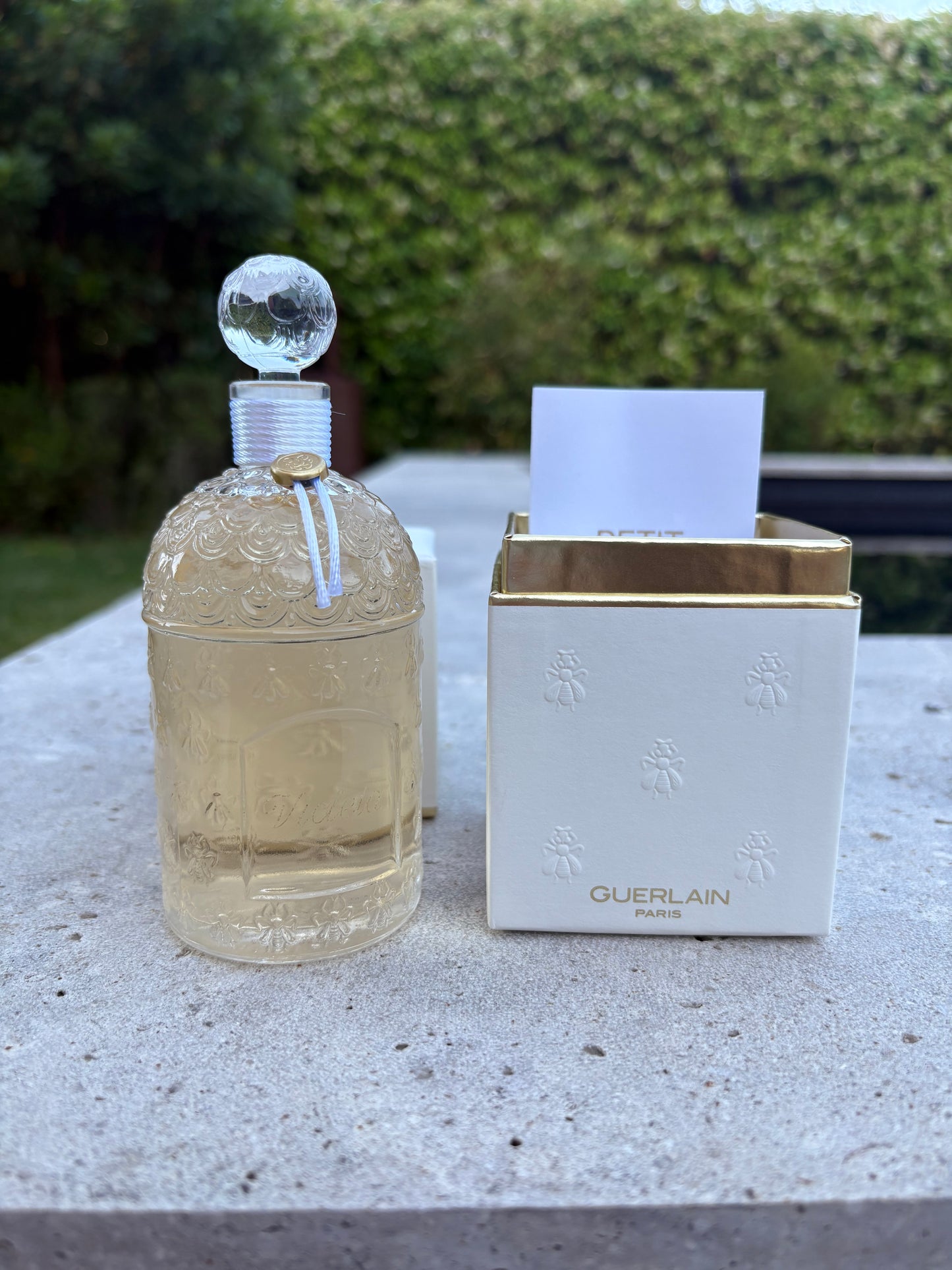 PETIT GUERLAIN. Eau de Toilette en frasco de abejas . 125 ml