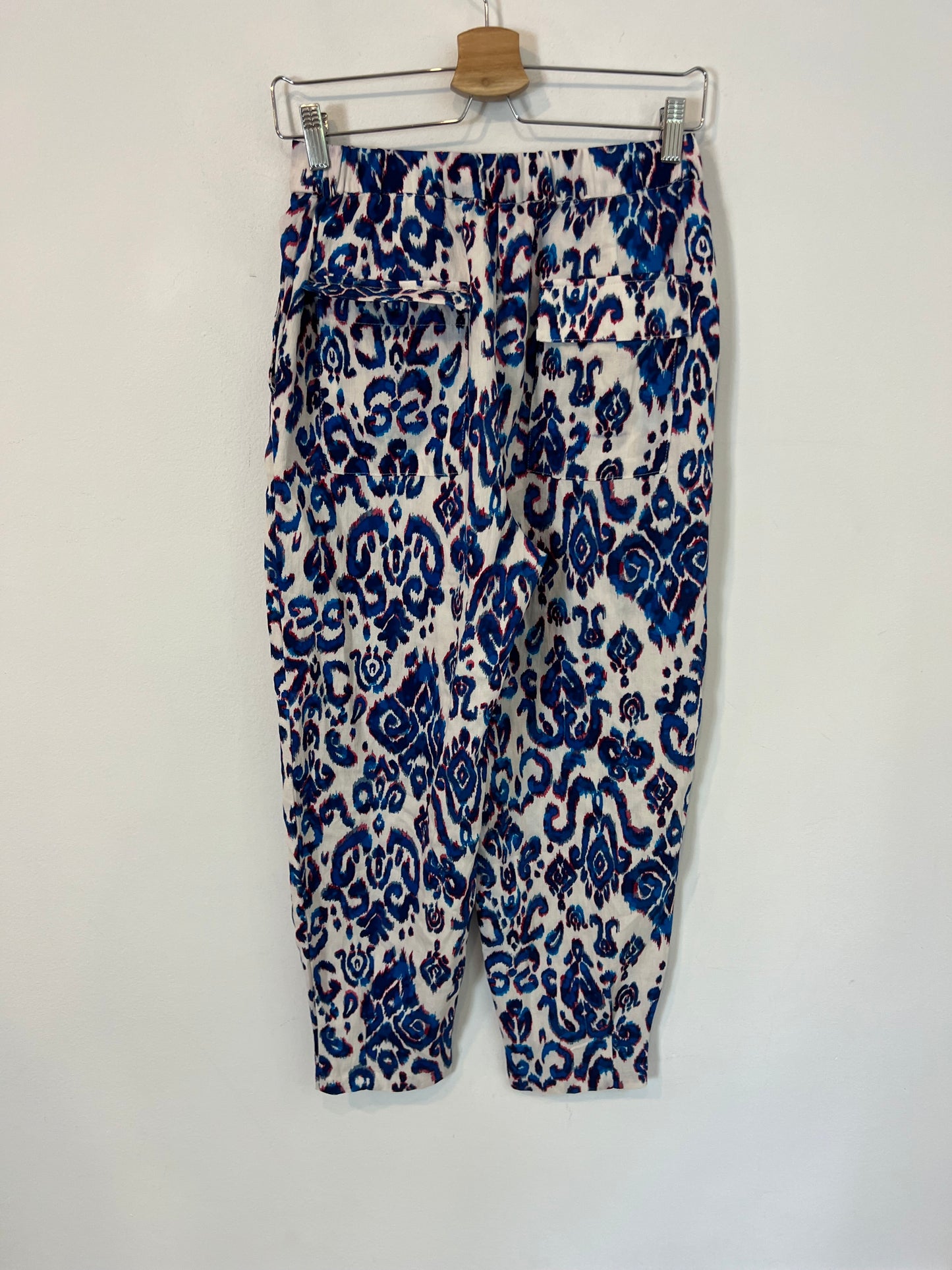 ZARA. Flowy blue printed trousers. Size XS