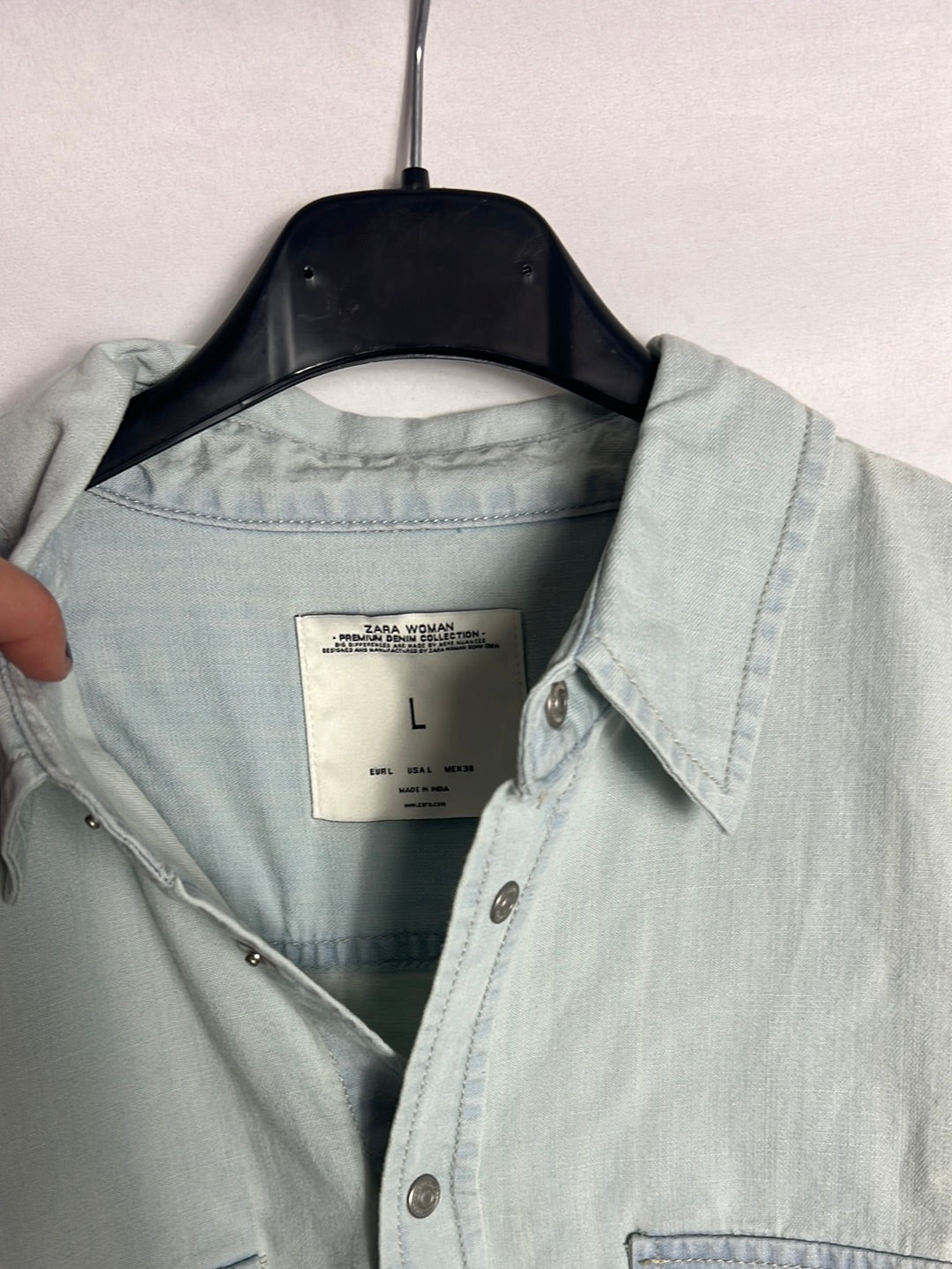 ZARA. Denim blouse with back detail. TL