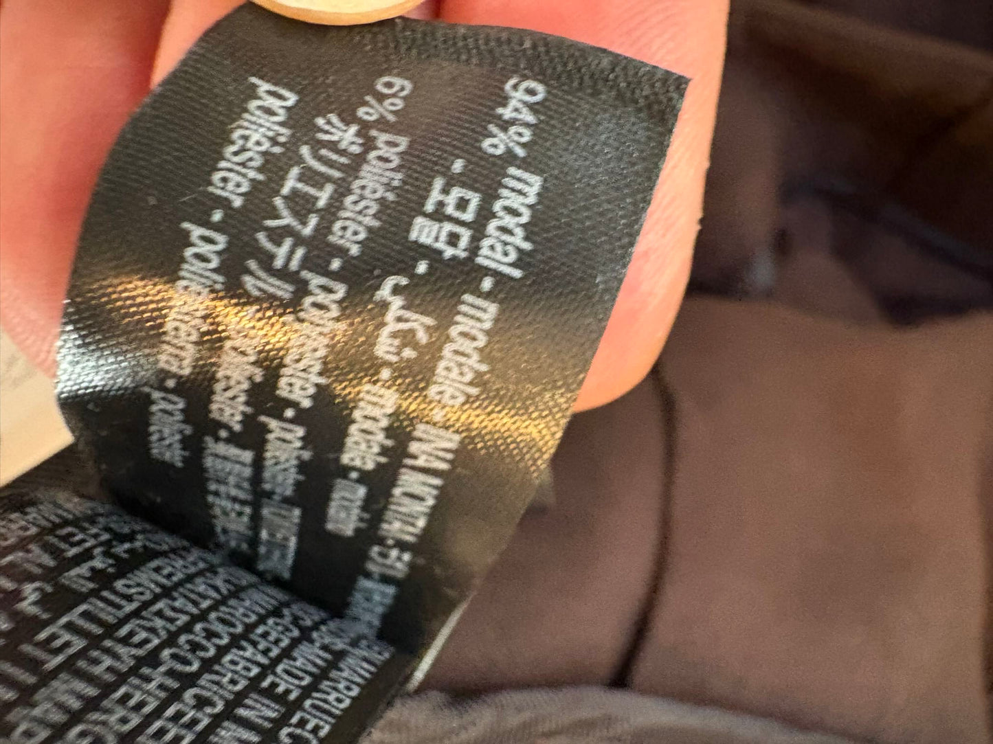 ZARA. Pantalón marrón pinzas detalle tobillo