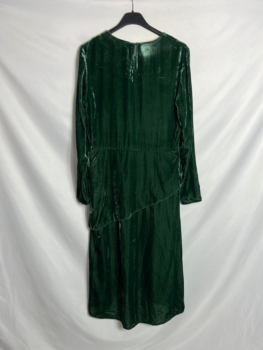 MAJE. Green velvet midi dress. Size 2(M) (tara)