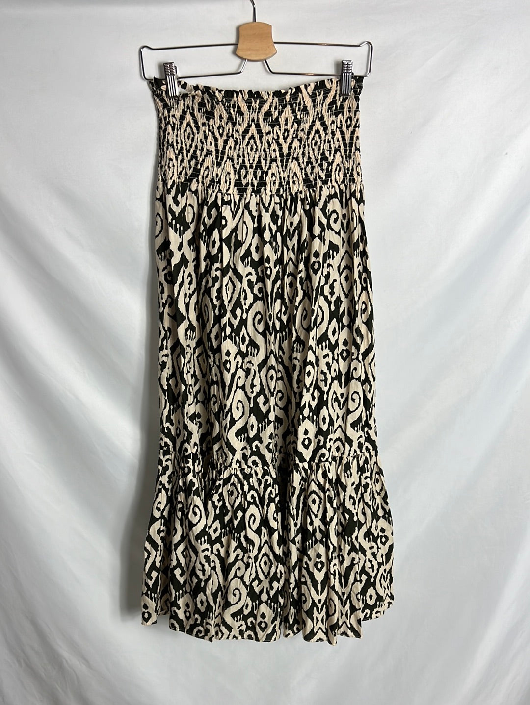 ZARA. Printed long skirt/dress. Ts
