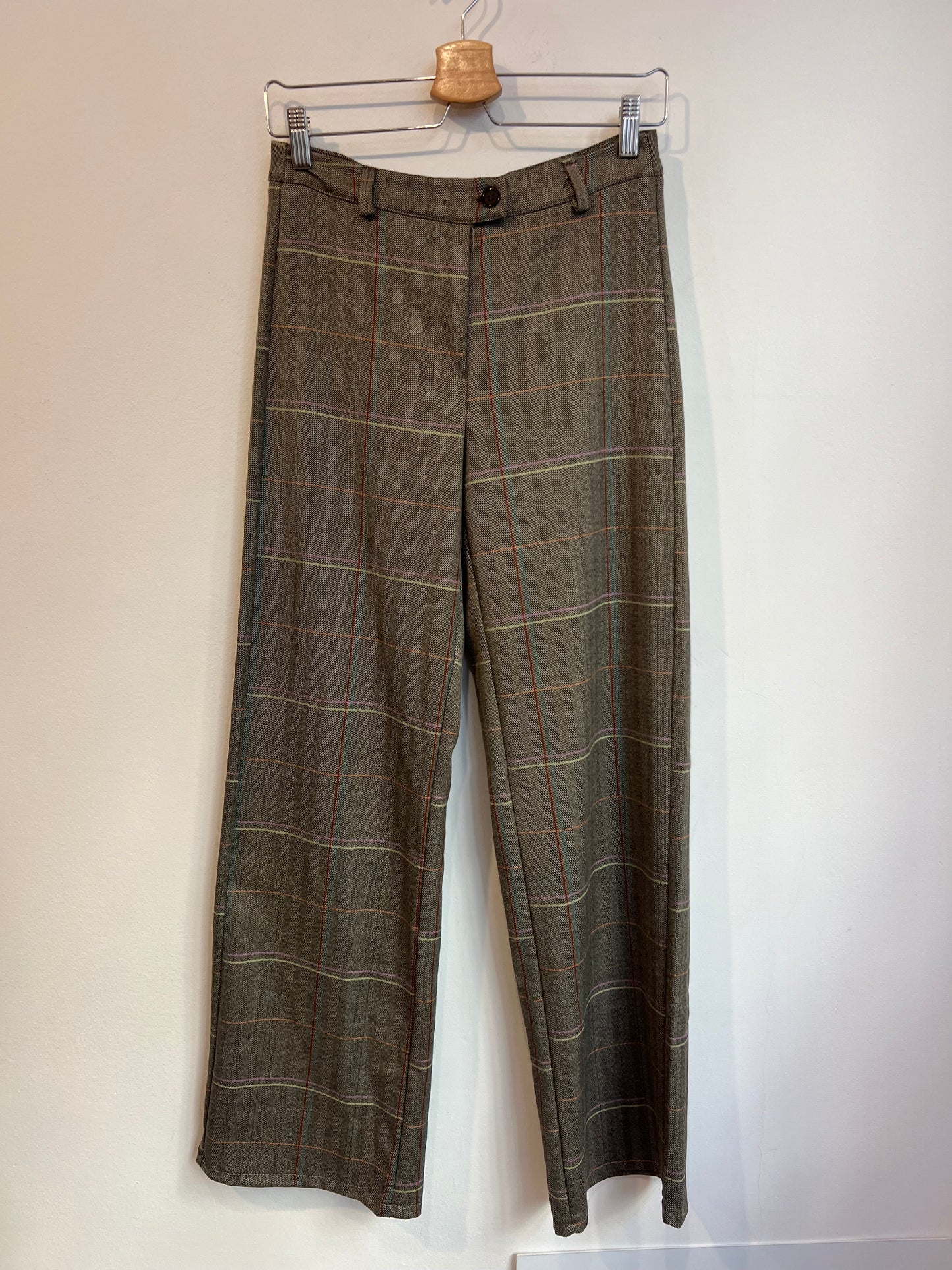 PEQUEÑA MOMA. Total look pantalón y chaleco cuadros. T S/M