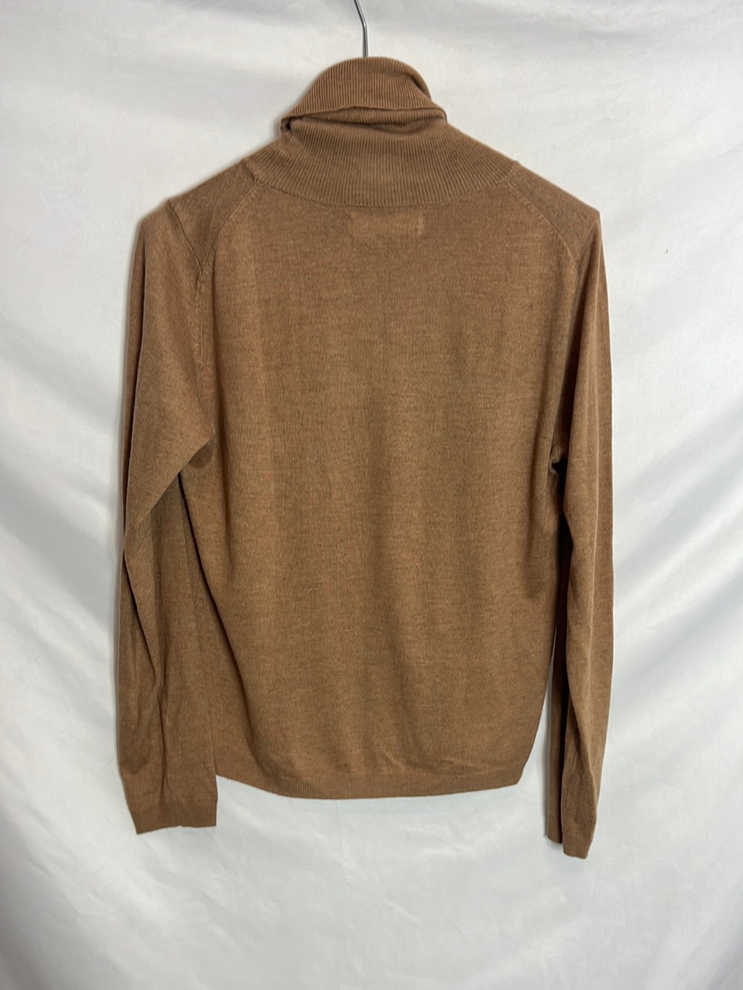 MANGO. Camel turtleneck sweater. TS