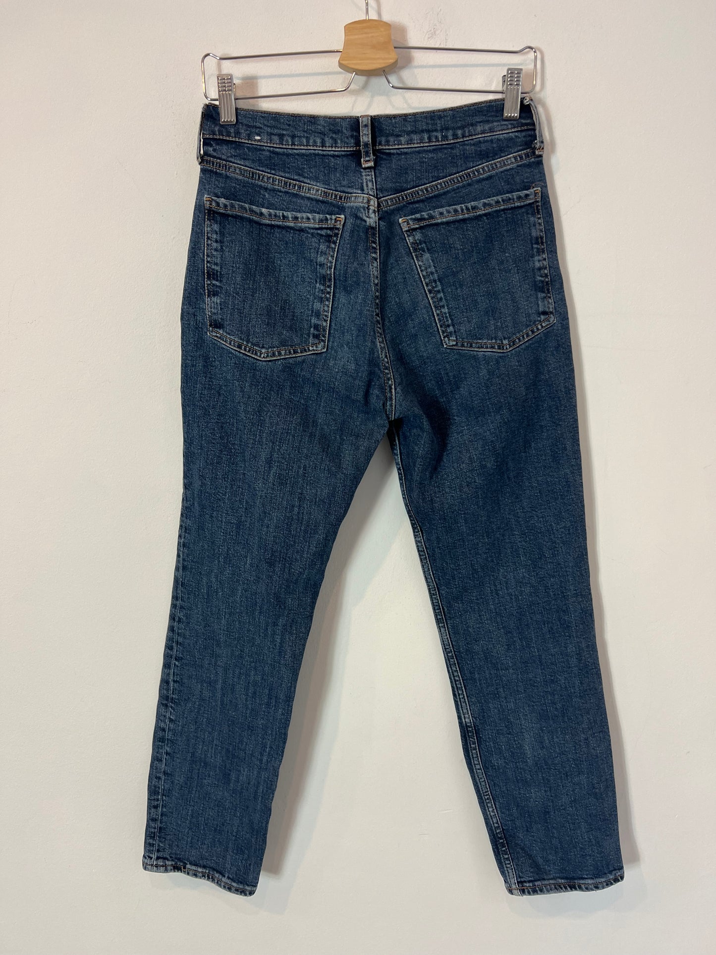 MANGO. Pantalón denim recto oscuro T.36