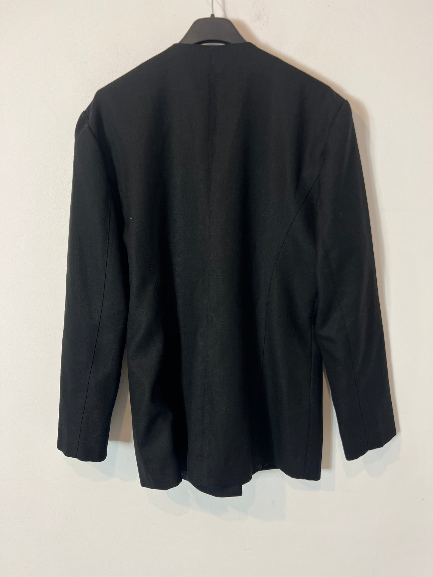 ROSSY. Chaqueta negra vintage