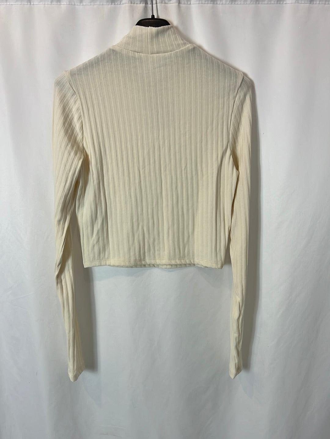 H&M. Ribbed beige top Ts