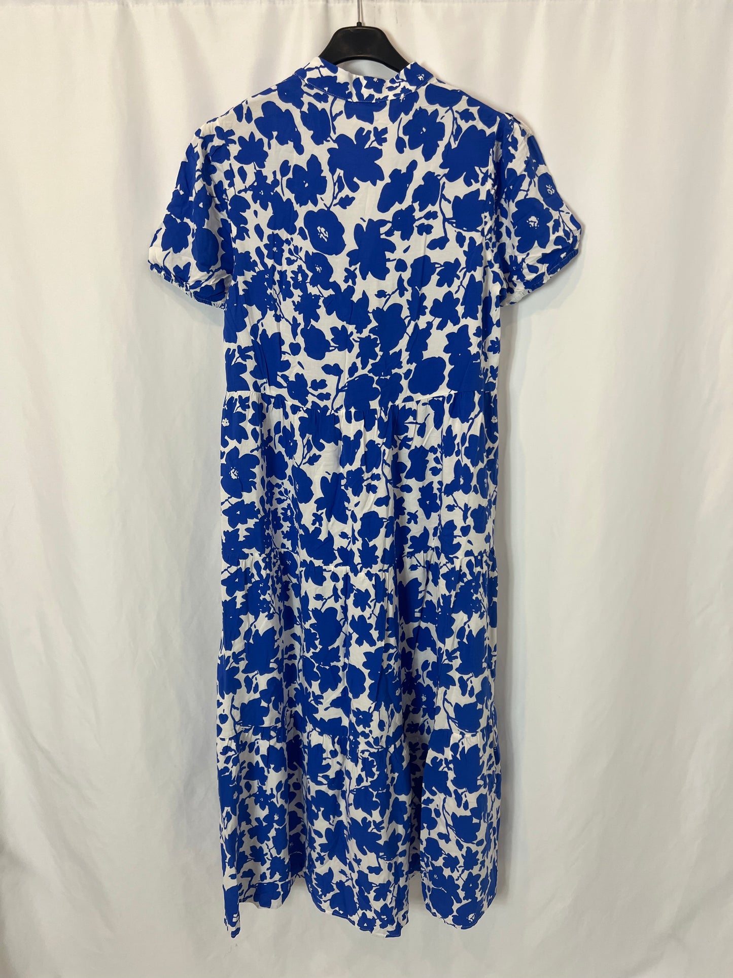 ZARA. Vestido largo estampado. T M