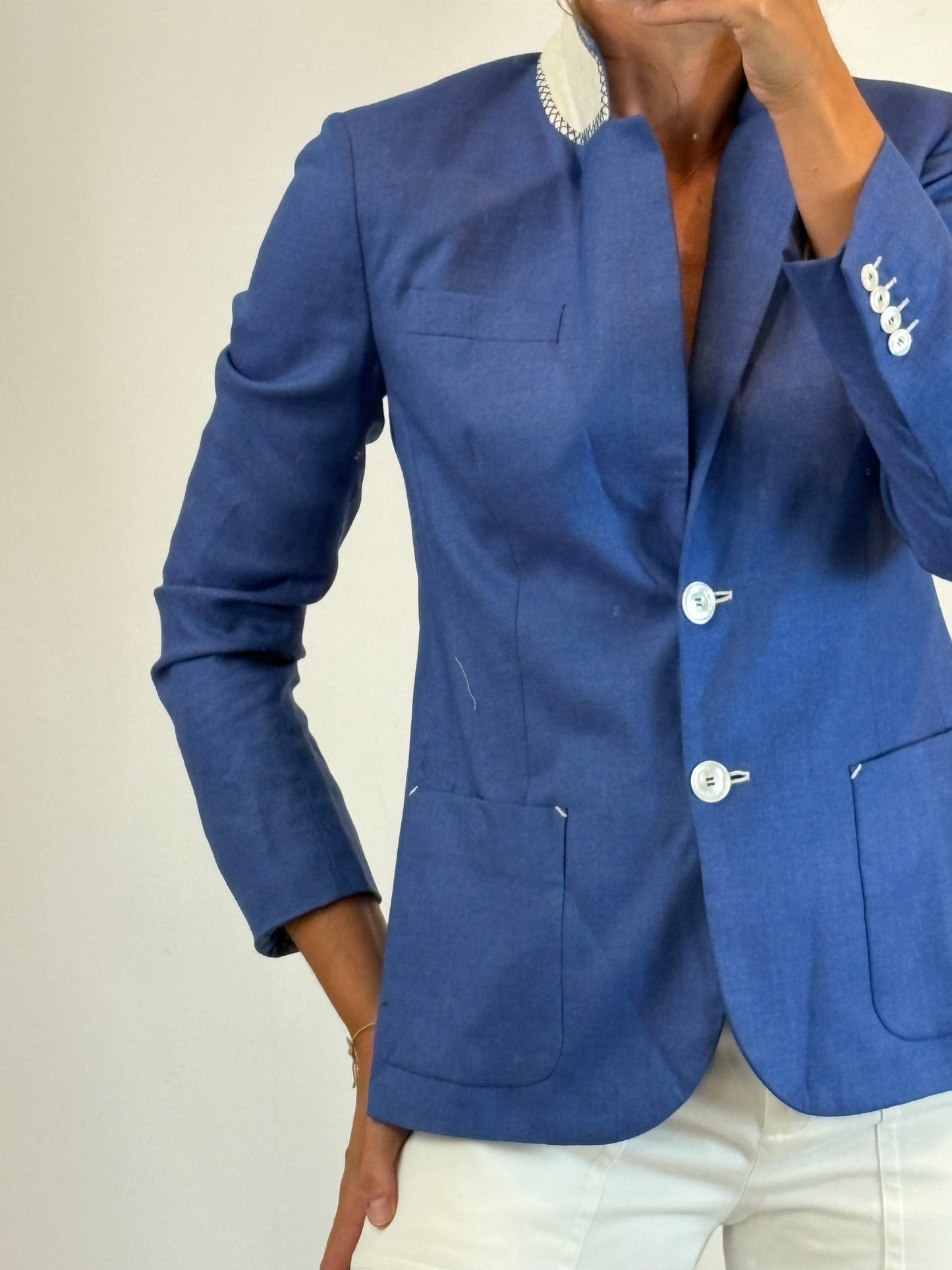 KITON. Blazer azul cashmere y seda. T.42 (M)