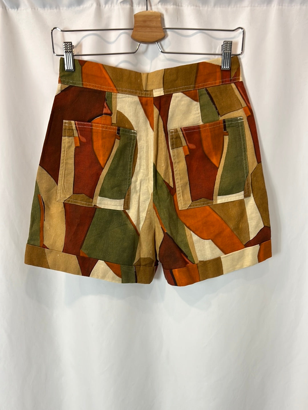 MASSIMO DUTTI. Printed Bermuda shorts. T 36