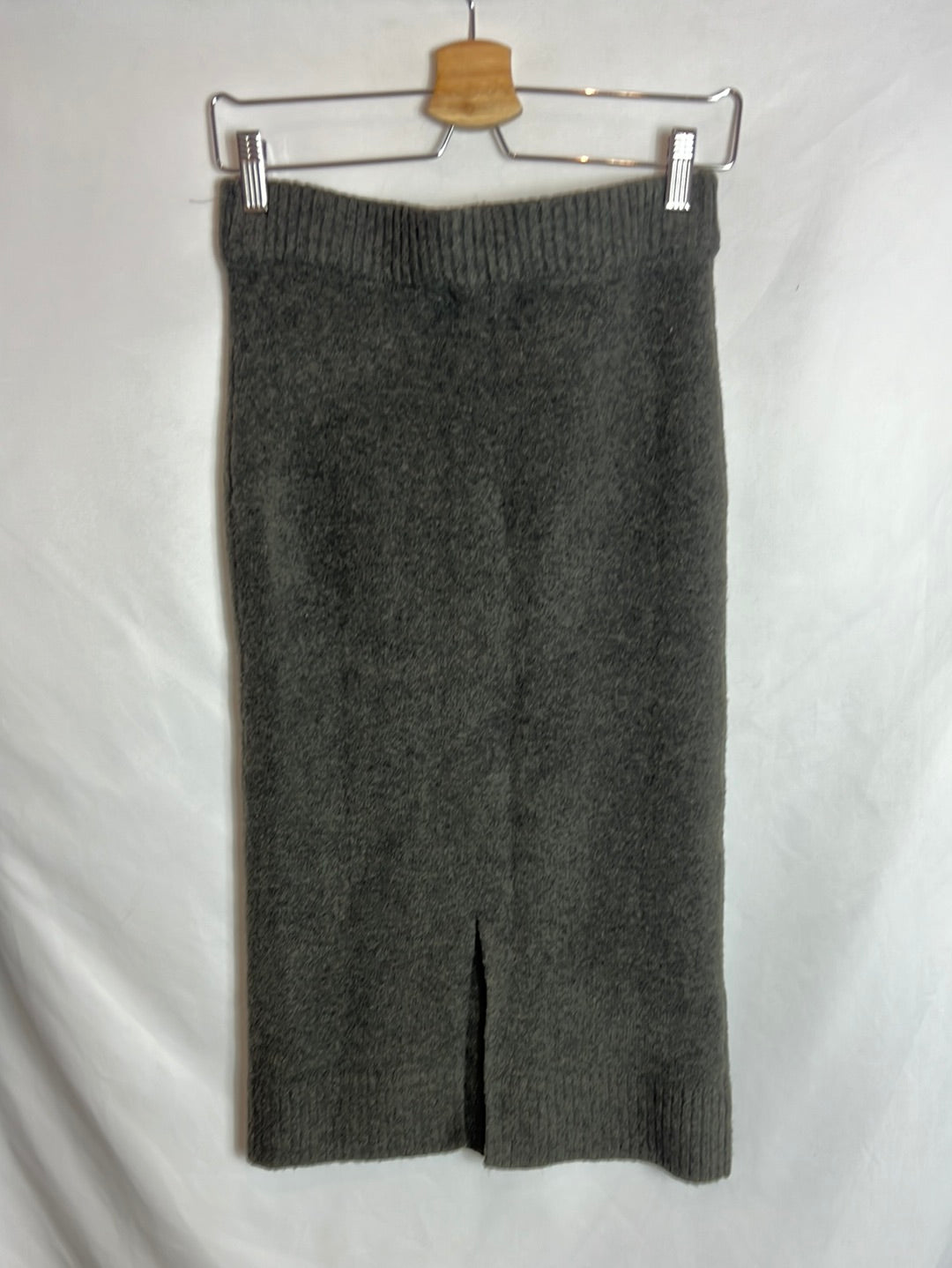 H&M.Falda midi punto verde. T S