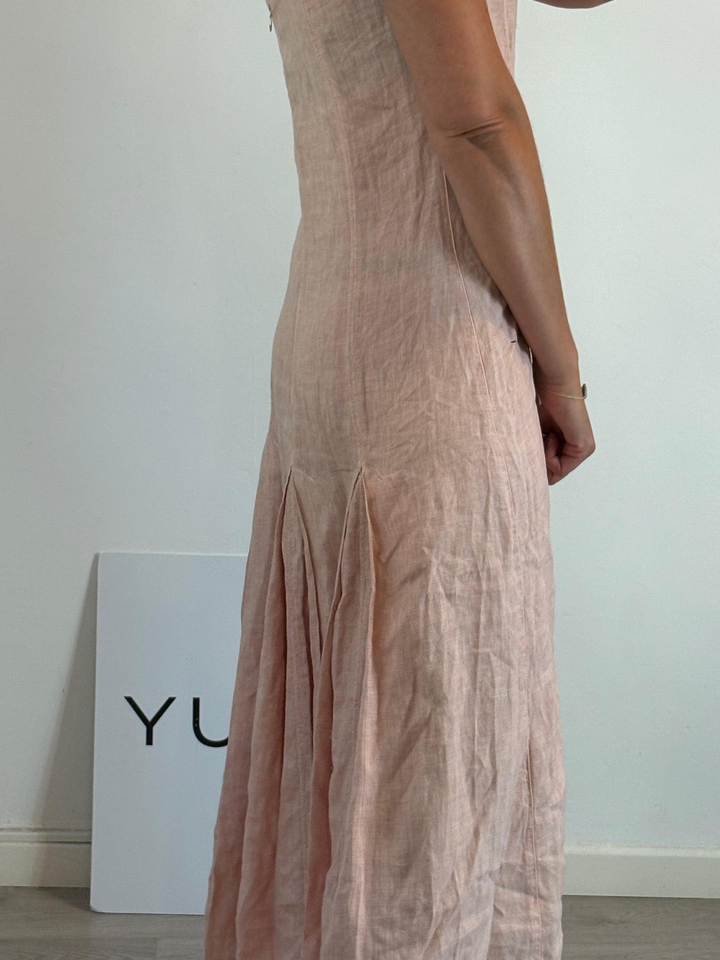 CP COMPANY.Vestido largo rosa claro Lino T.(M)