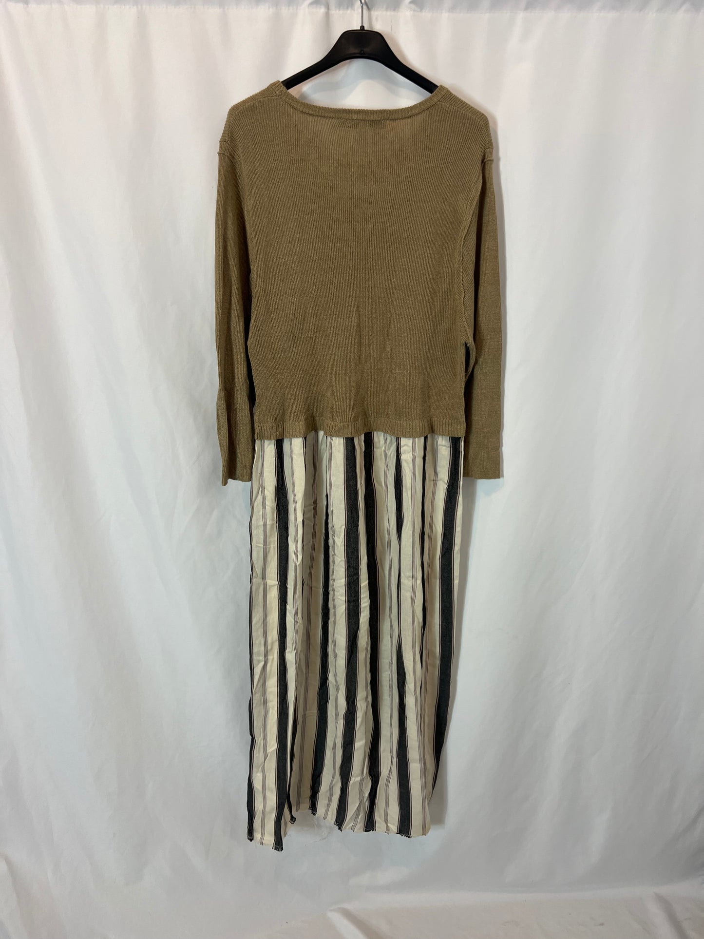 ZARA. Vestido midi doble textura rayas. T XS