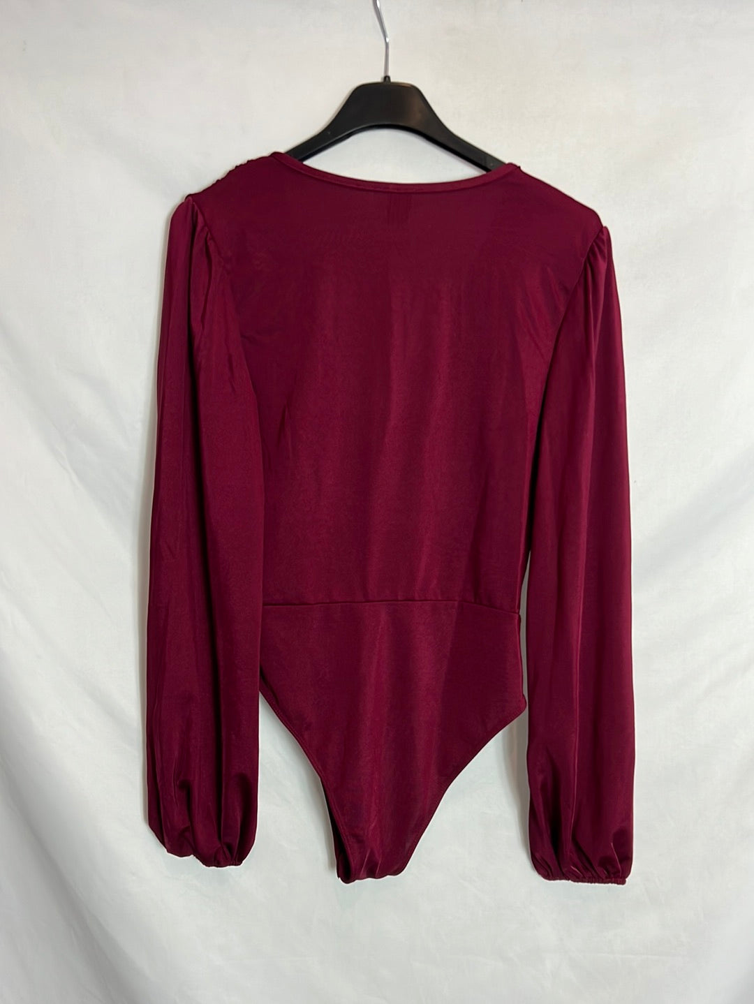 SHEIN. Body elastico brillo. T S