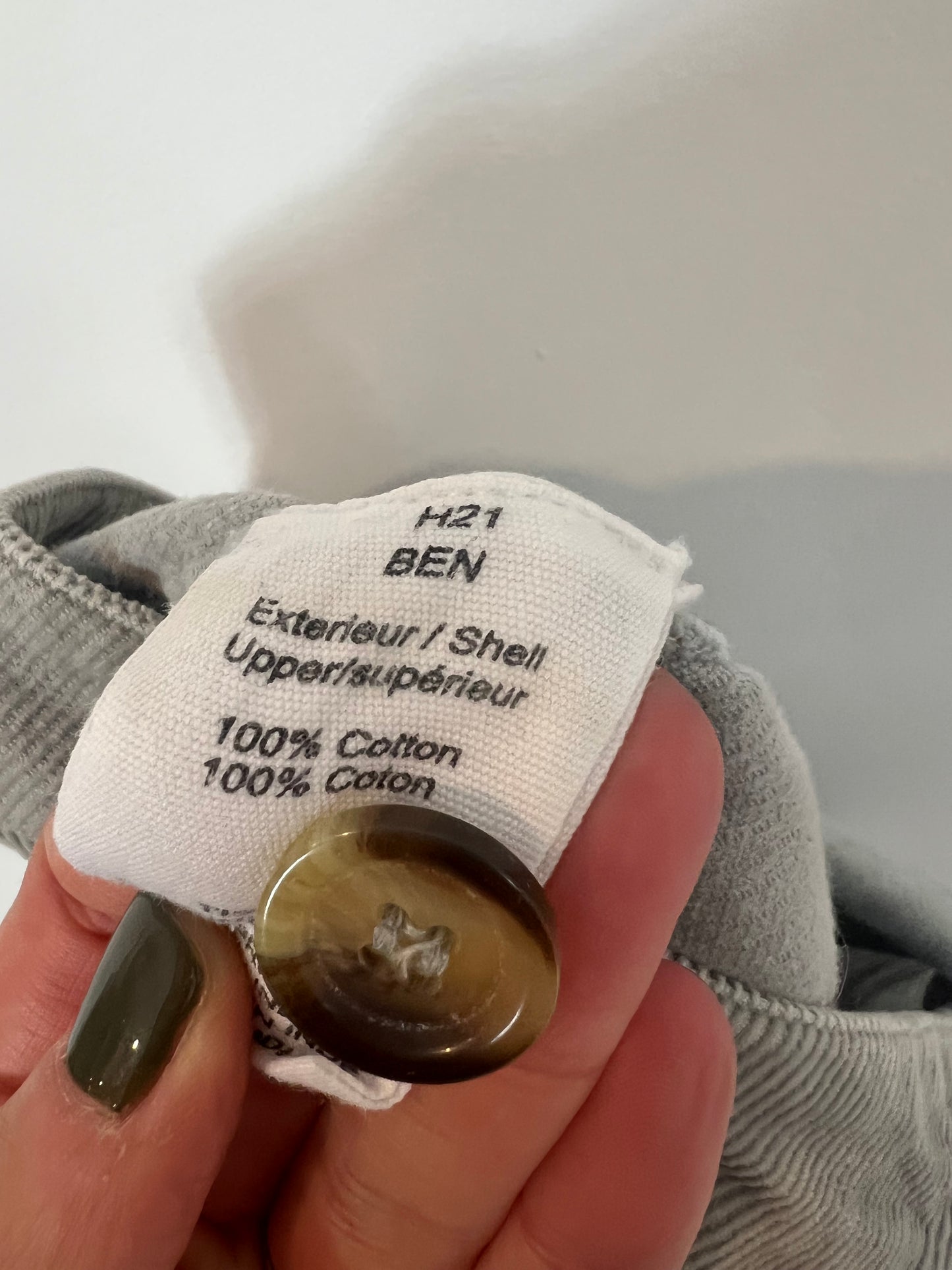 PETITE MENDIGOTE. Pantalón gris micropana. T 36