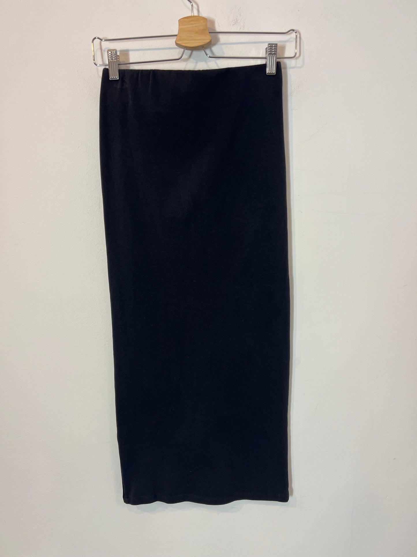 ZARA. Stretch midi skirt Ts
