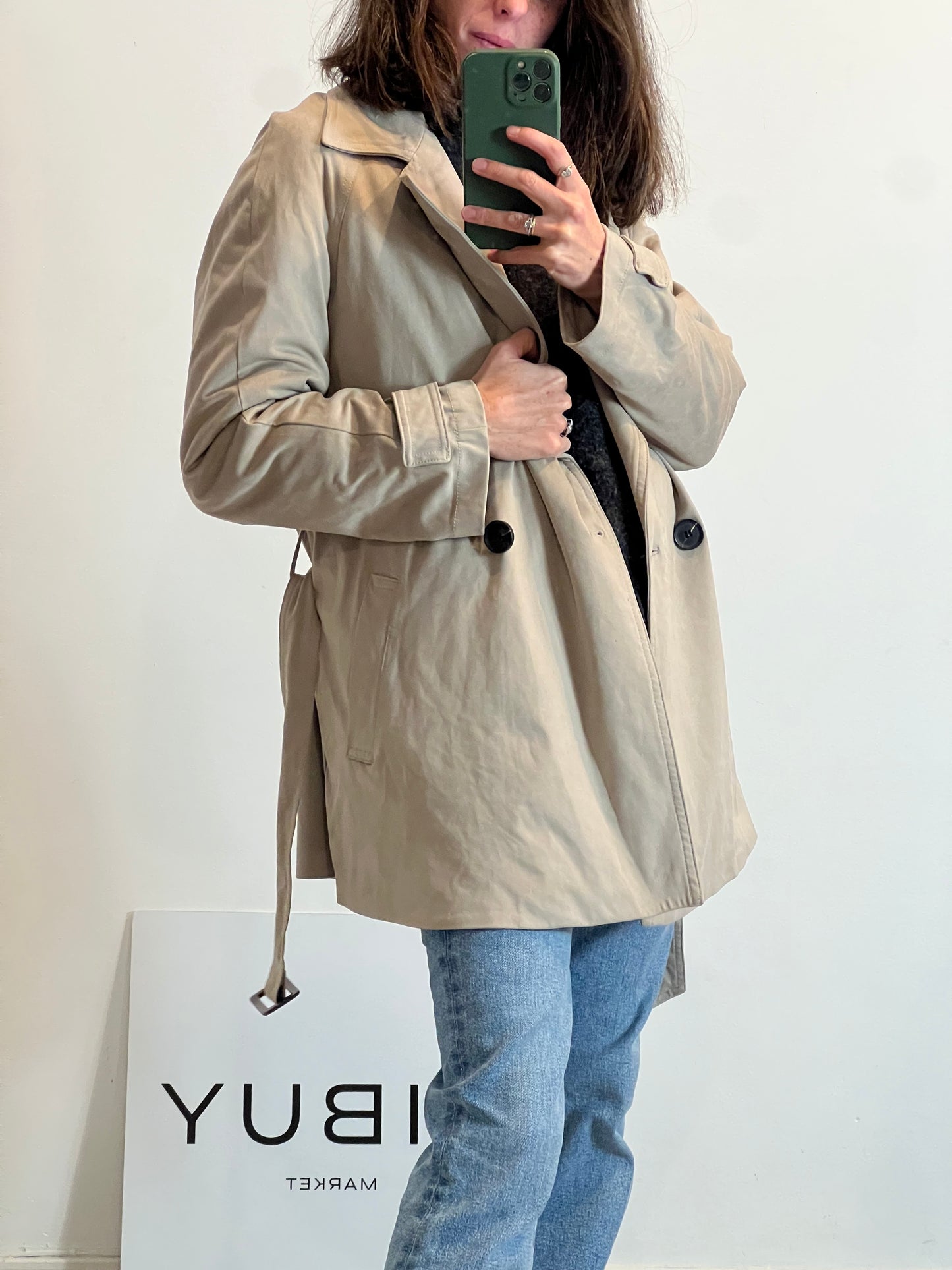 ZARA. Chaqueta beige tostado efecto piel