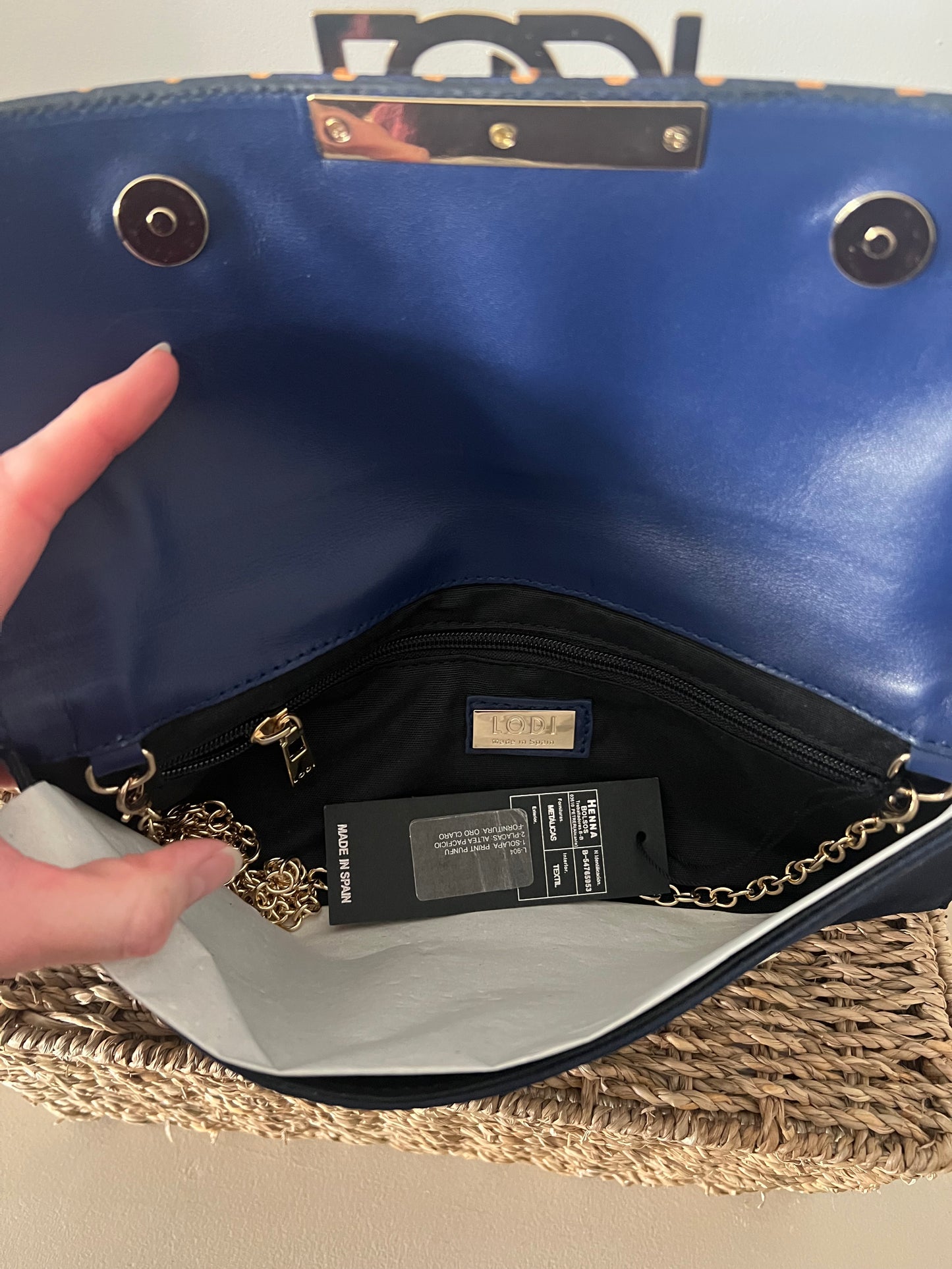 LODI. Cartera de mano lunares