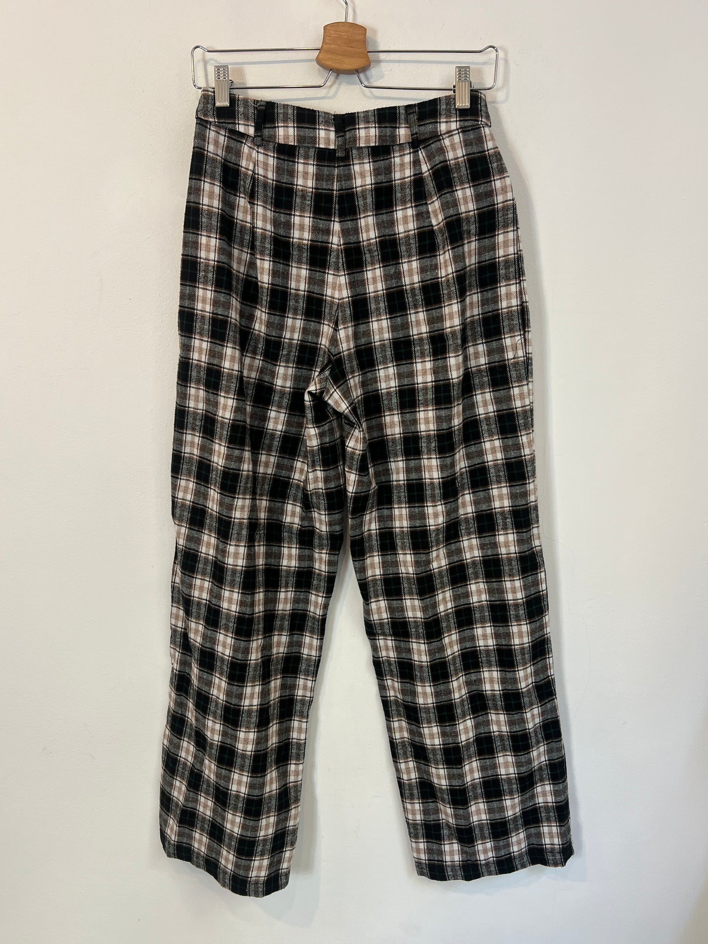 OTRAS. Pantalón cuadros pinzas