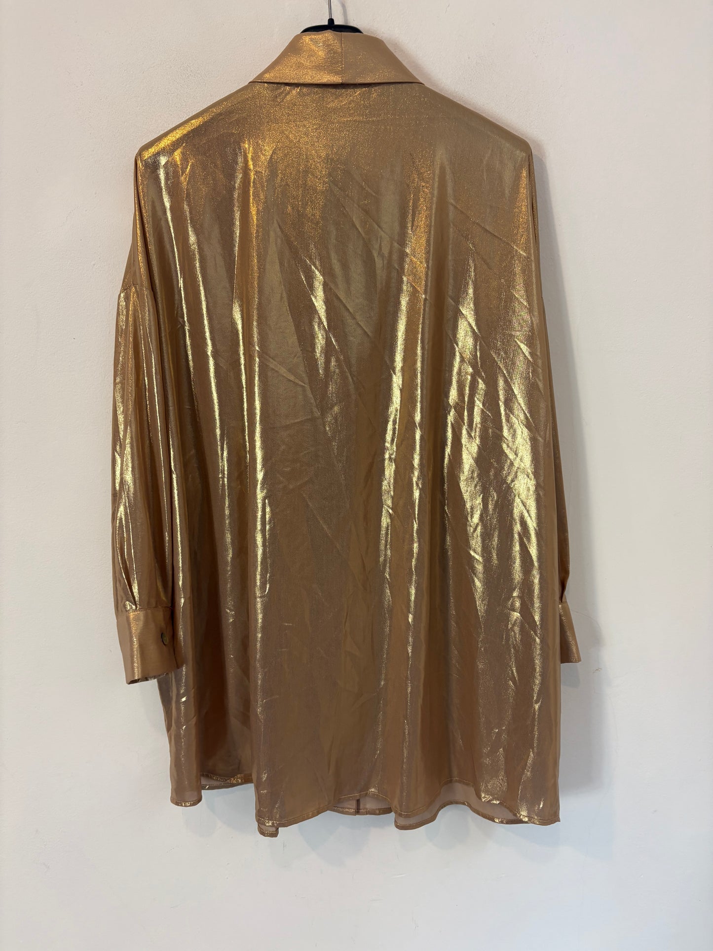 COOSY. Blusa dorada lazada