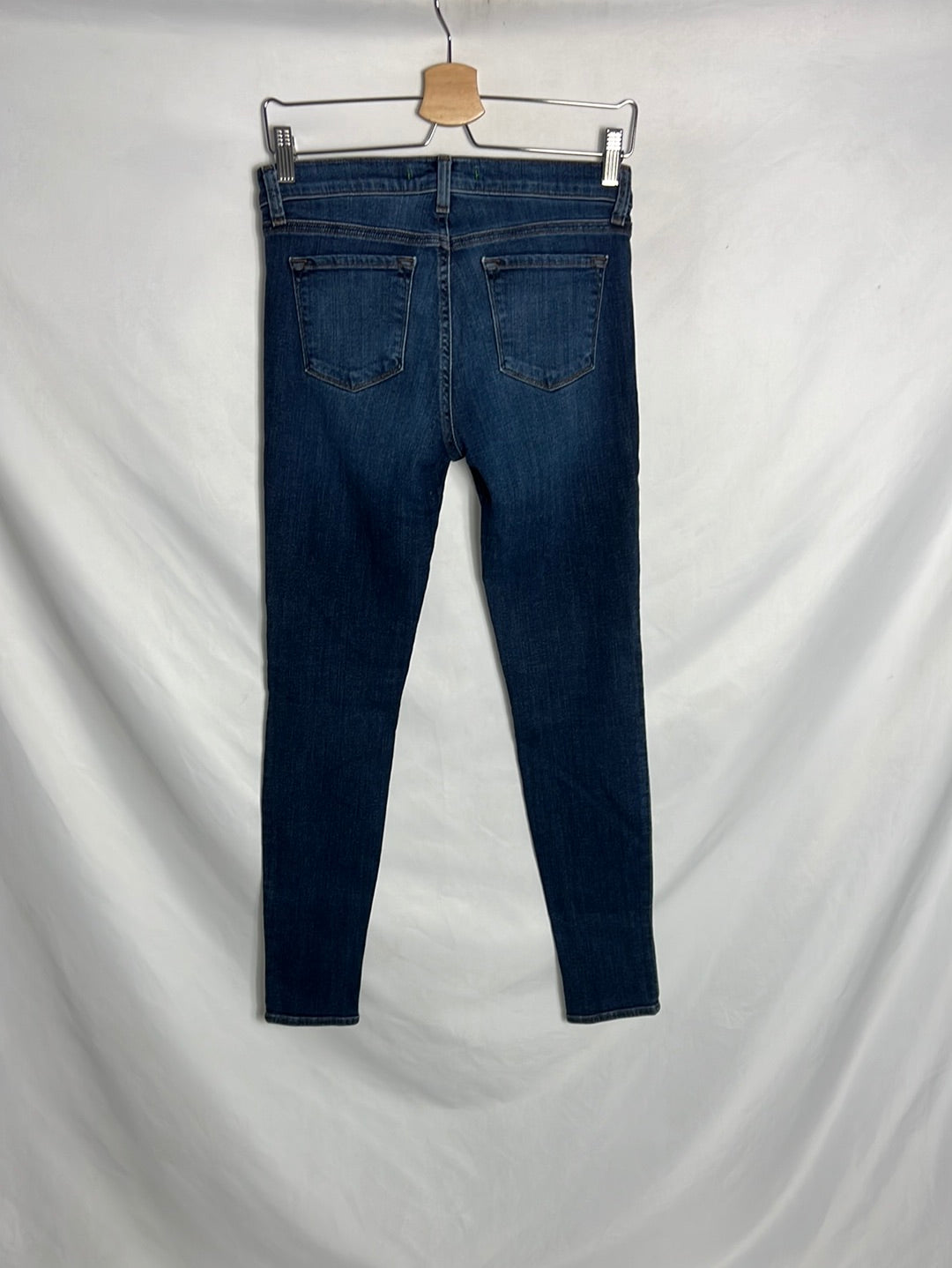J BRAND. Dark stretch skinny denim. Size 27 (36)