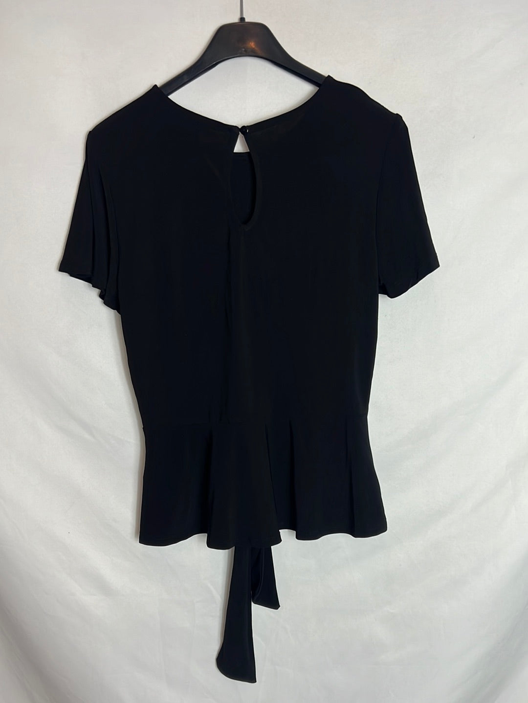 FOREVER21. Black bow top Tm