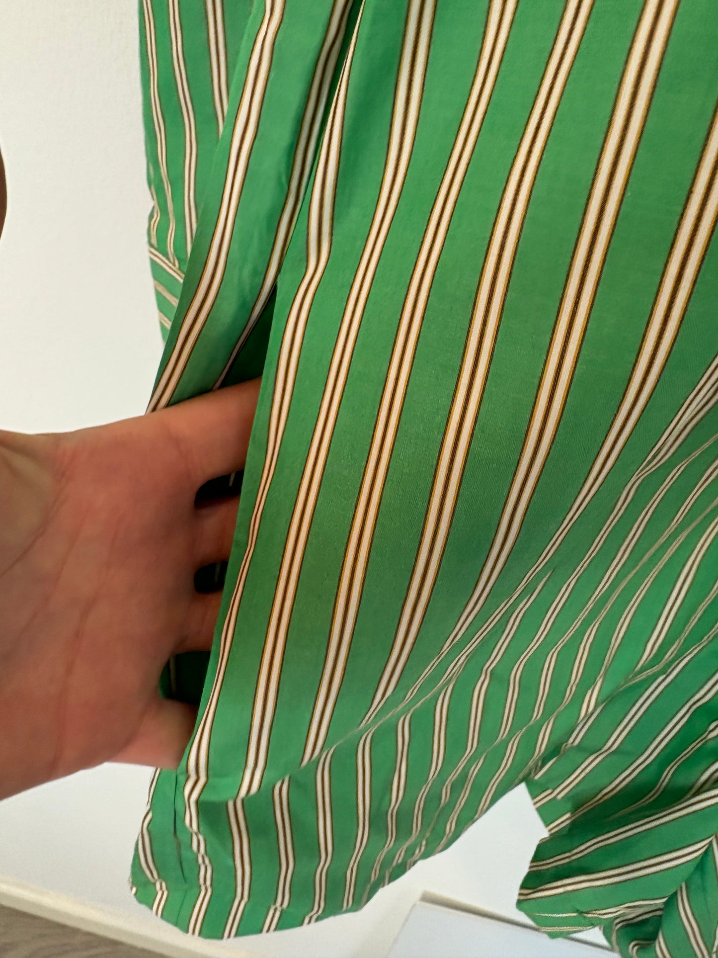 BALZAC. Mono corto verde rayas. T 34