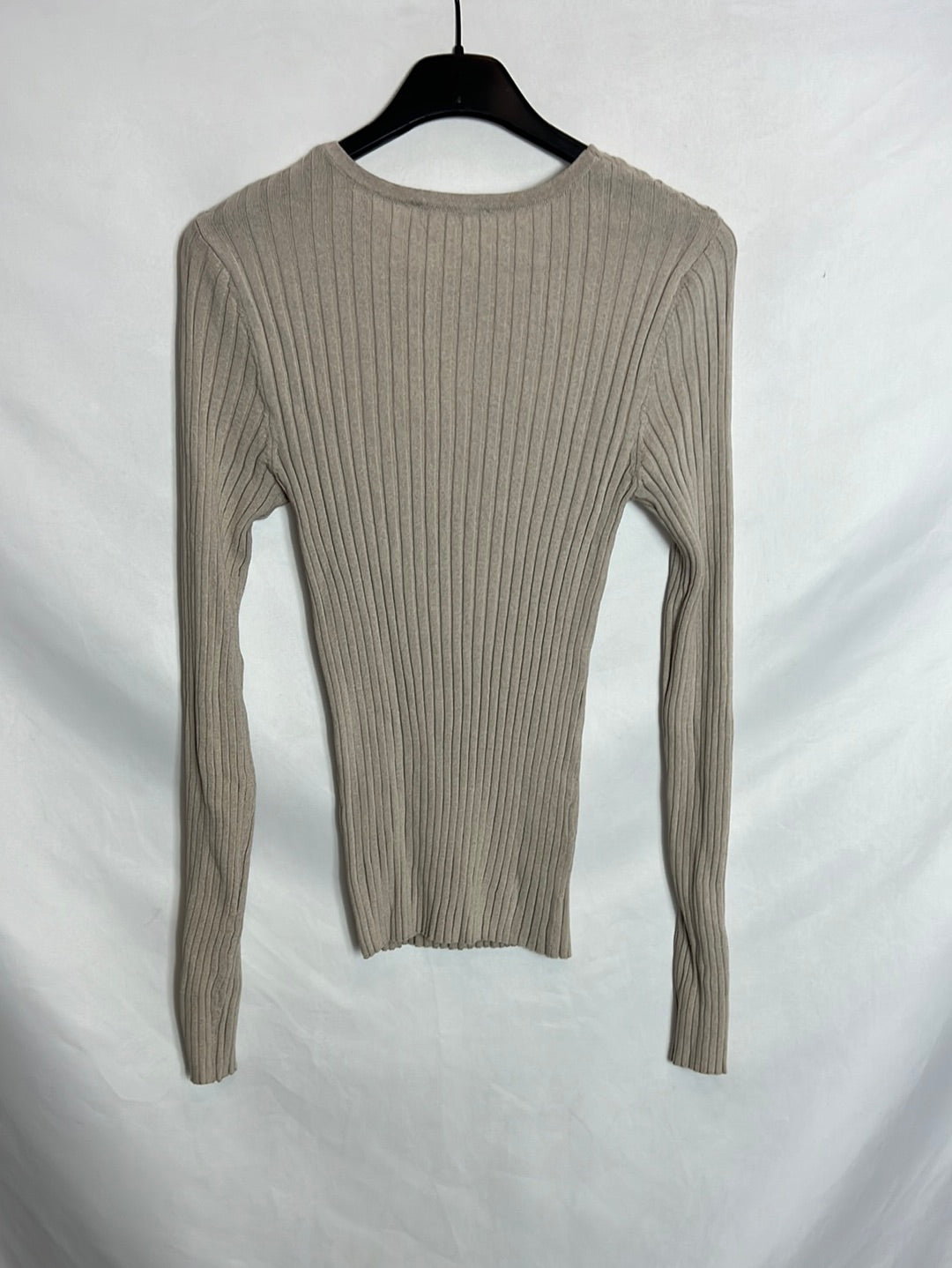MANGO. Beige ribbed sweater. T.S.