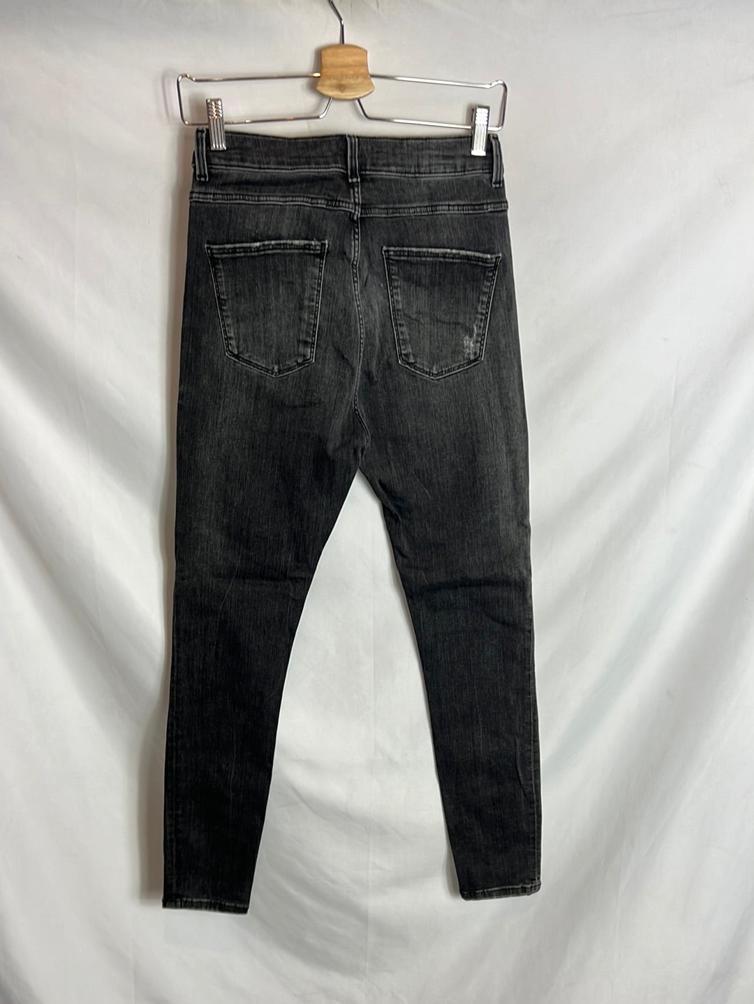ZARA. Dark grey skinny denim. Size 40