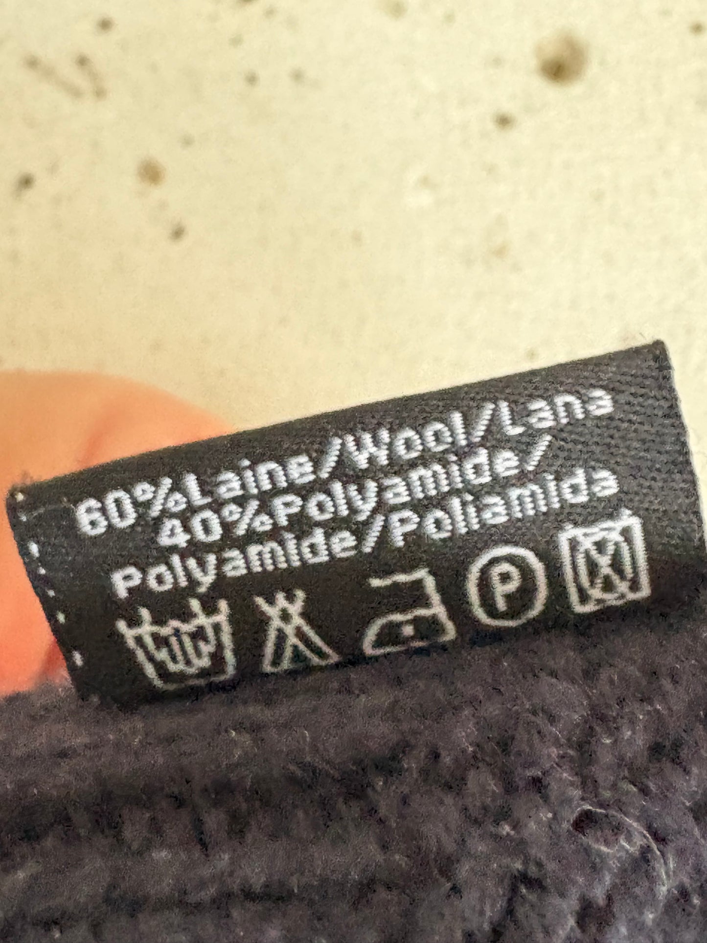 SANDRO. Guantes lana detalles