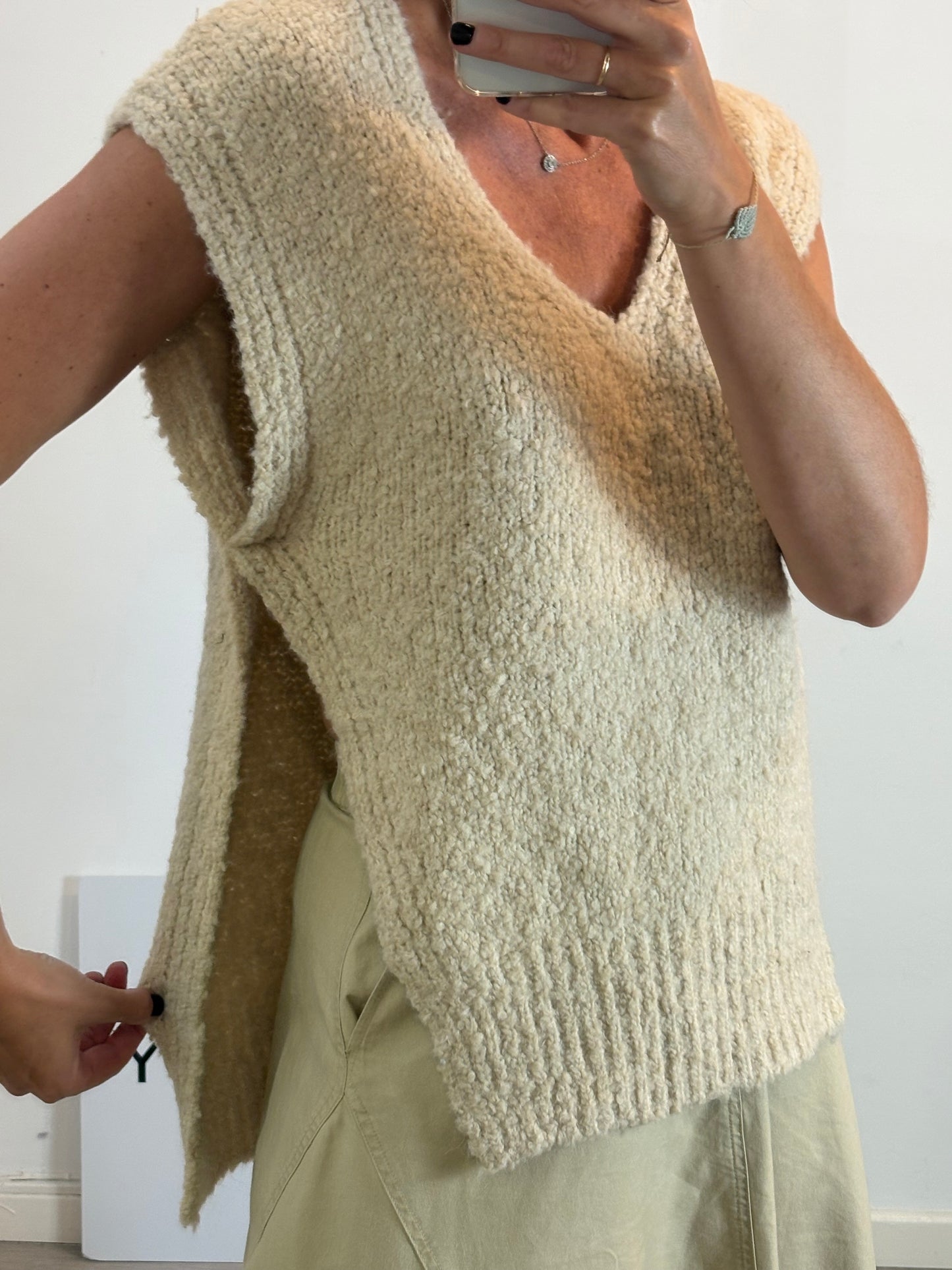 THE CLOSET. Chaleco beige con lana. T M