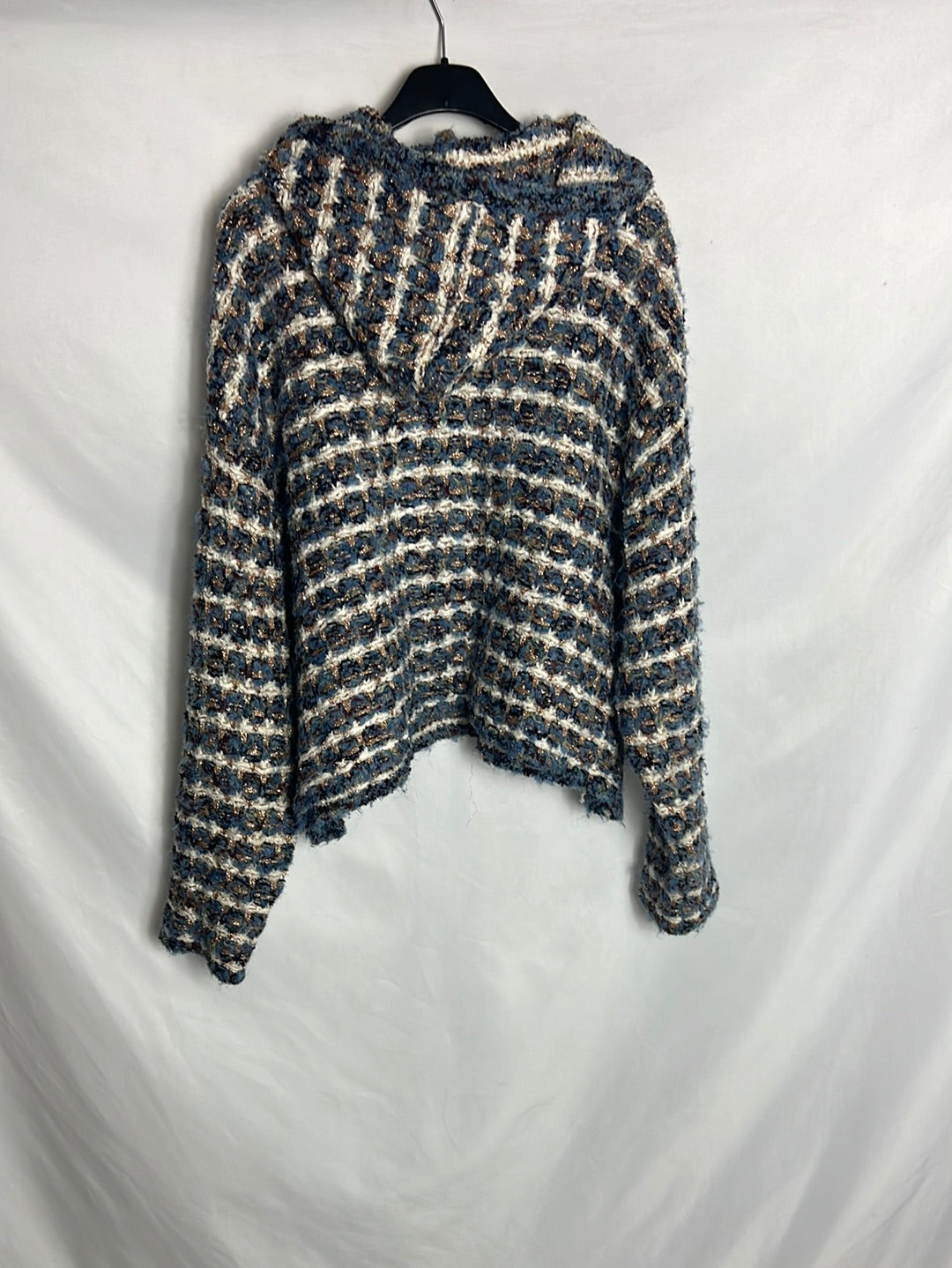 ZARA. Jersey hilos dorados capucha. TM