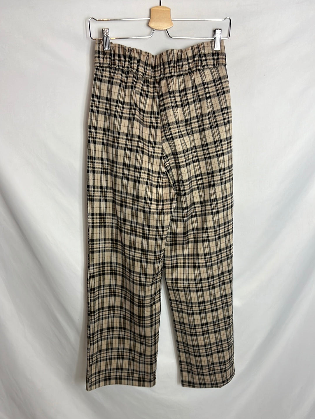 JDY. Total look blazer y pantalón cuadros. T M