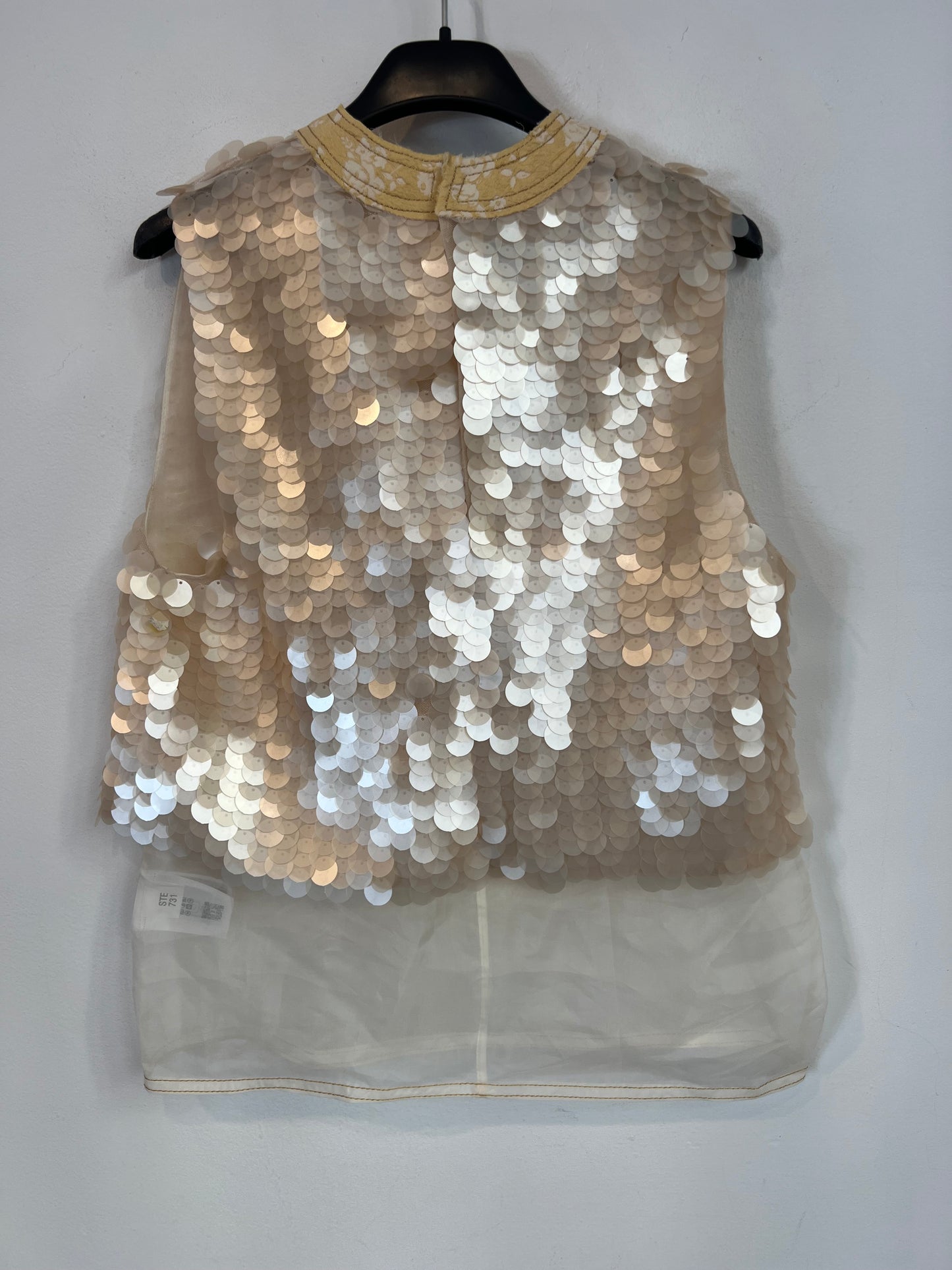 ZARA. Top tul y lentejuelas. T S