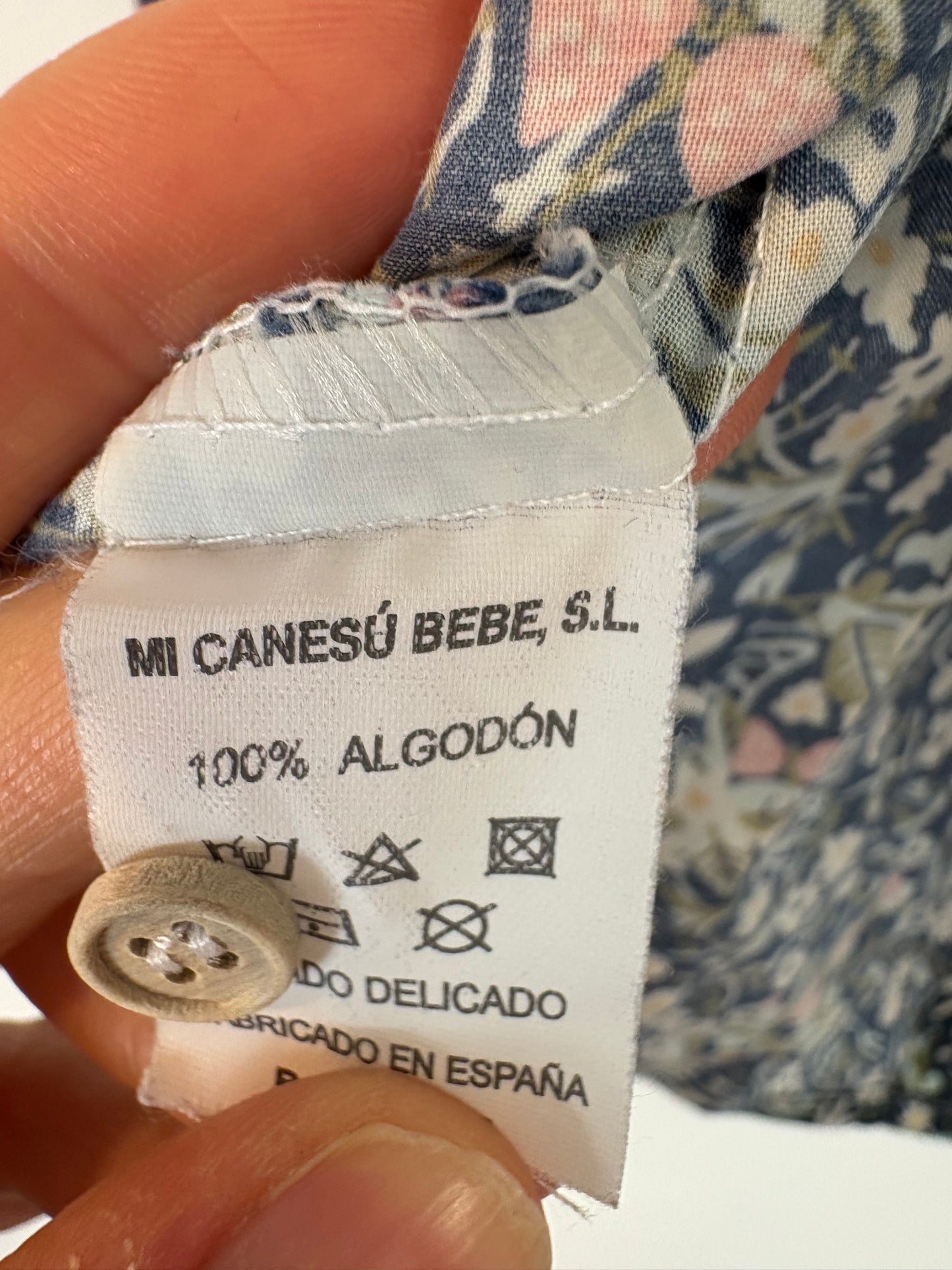 MI CANESÚ. Blusa flores cuello bordado. T 24 meses