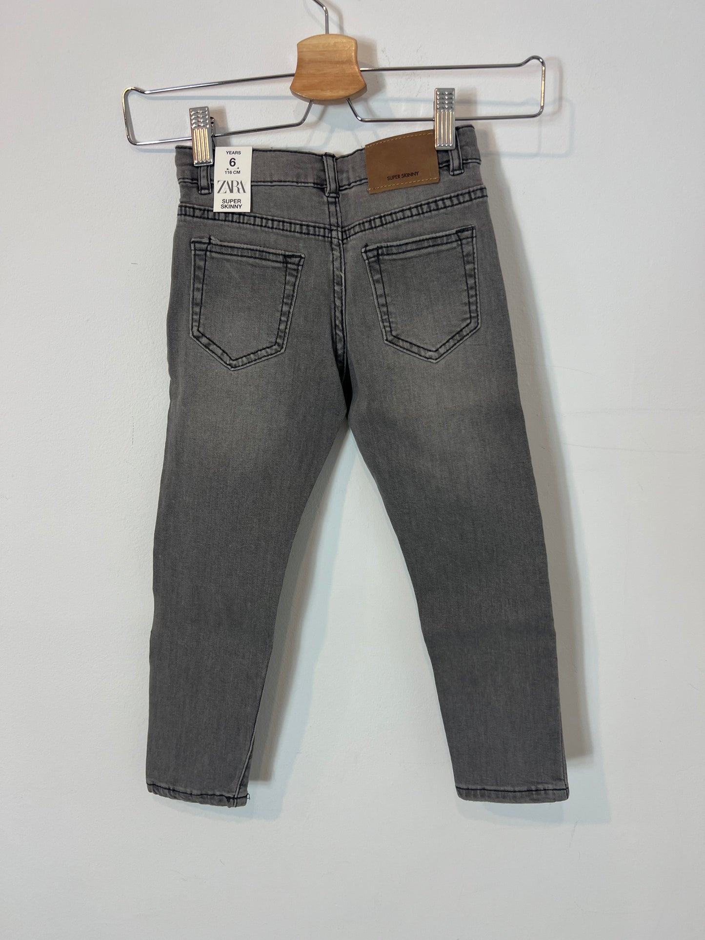 ZARA. Grey skinny jeans. Size 6 years
