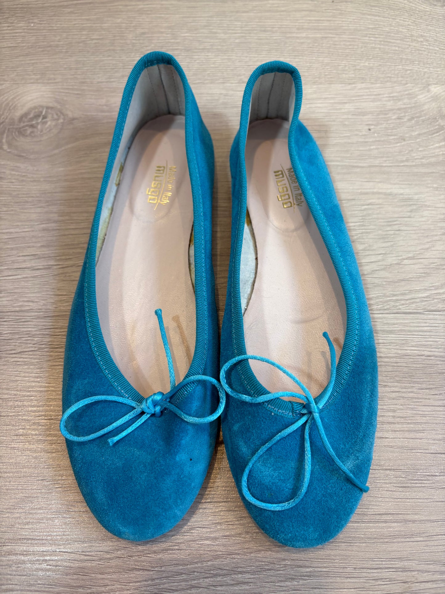 MUSGO. Bailarinas piel en turquesa. T 40