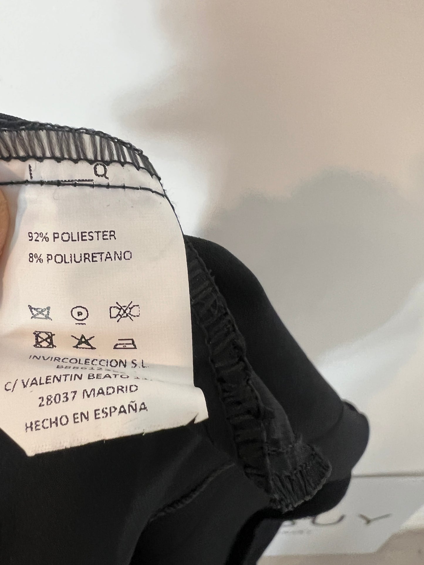 IQ COLLECTION. Pantalón negro entallado T.l