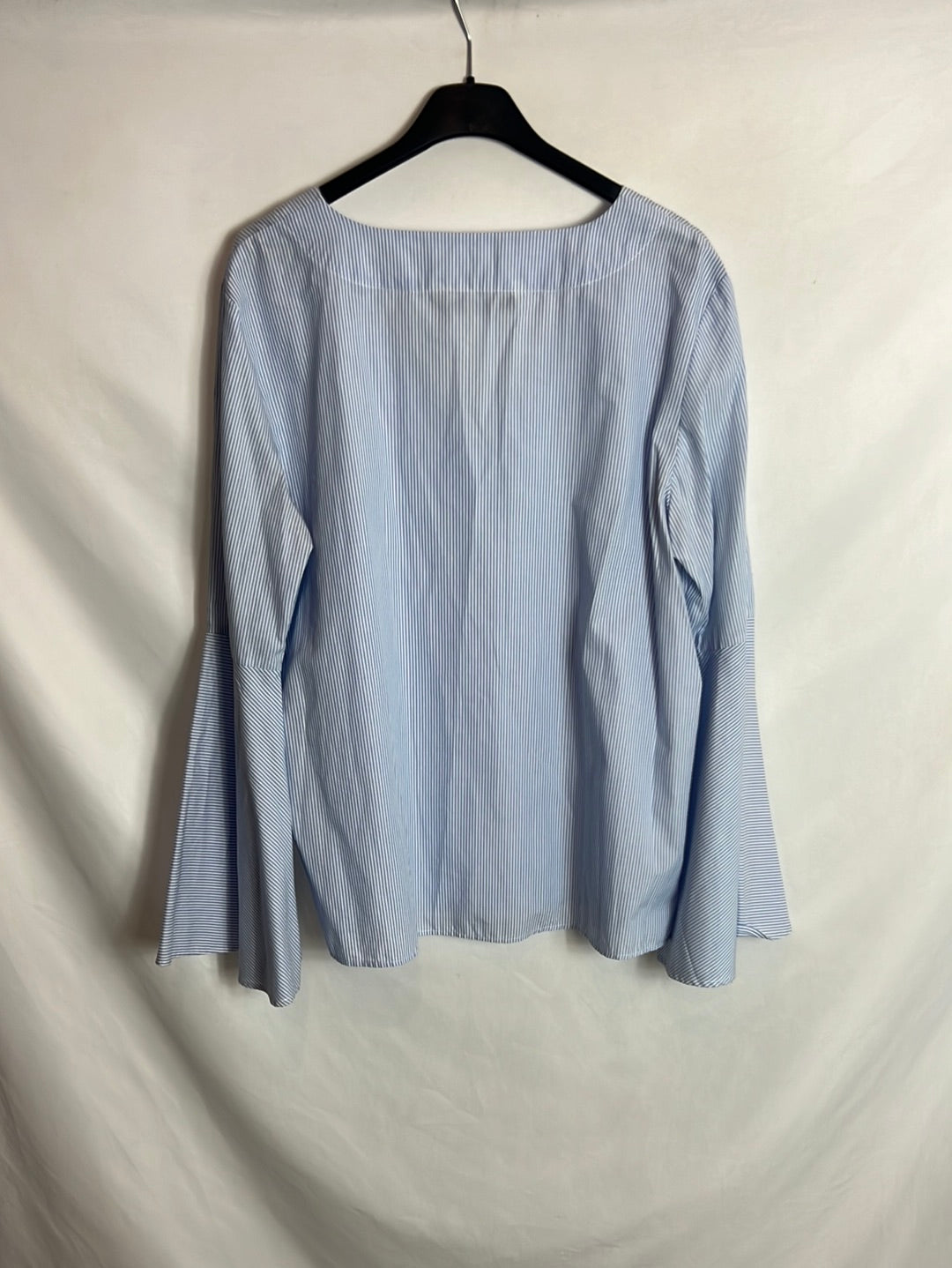ZARA. Blusa rayas mangas acampadas . T L